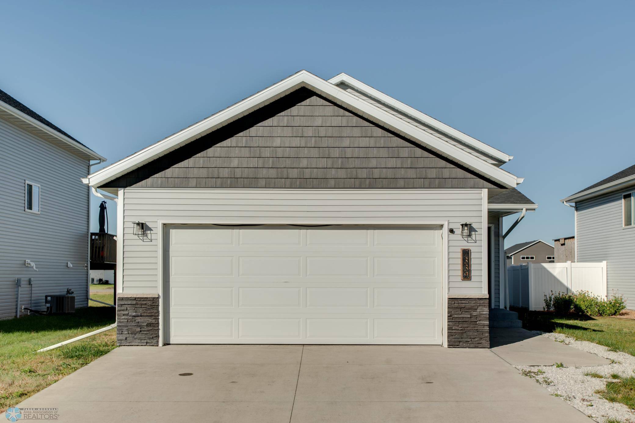 Fargo, ND 58104,7339 24th ST S