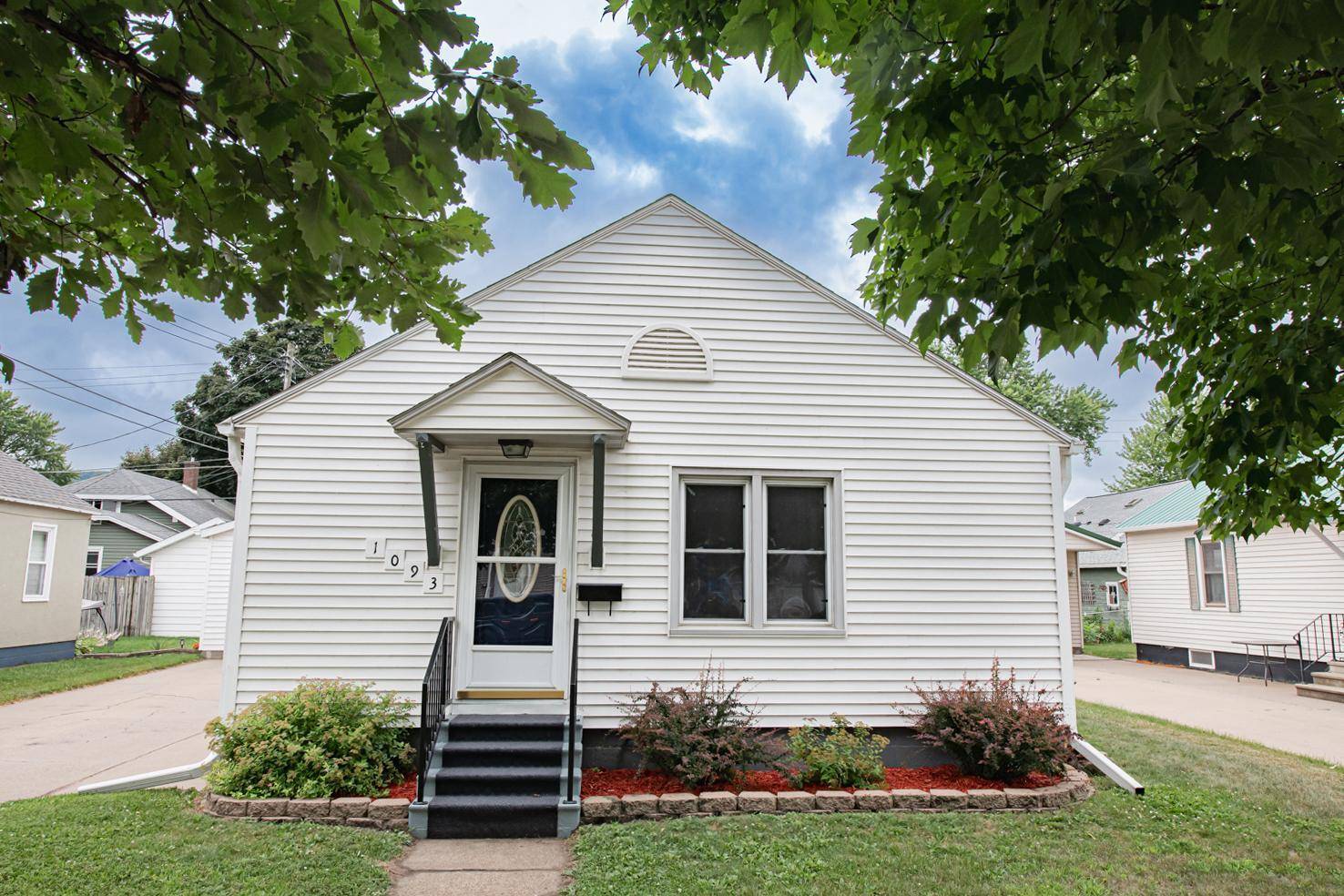 Winona, MN 55987,1093 Gale ST