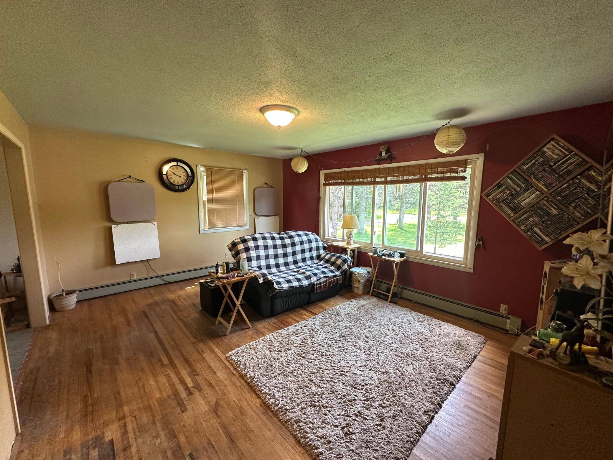 Sandstone, MN 55072,402 Grouse ST