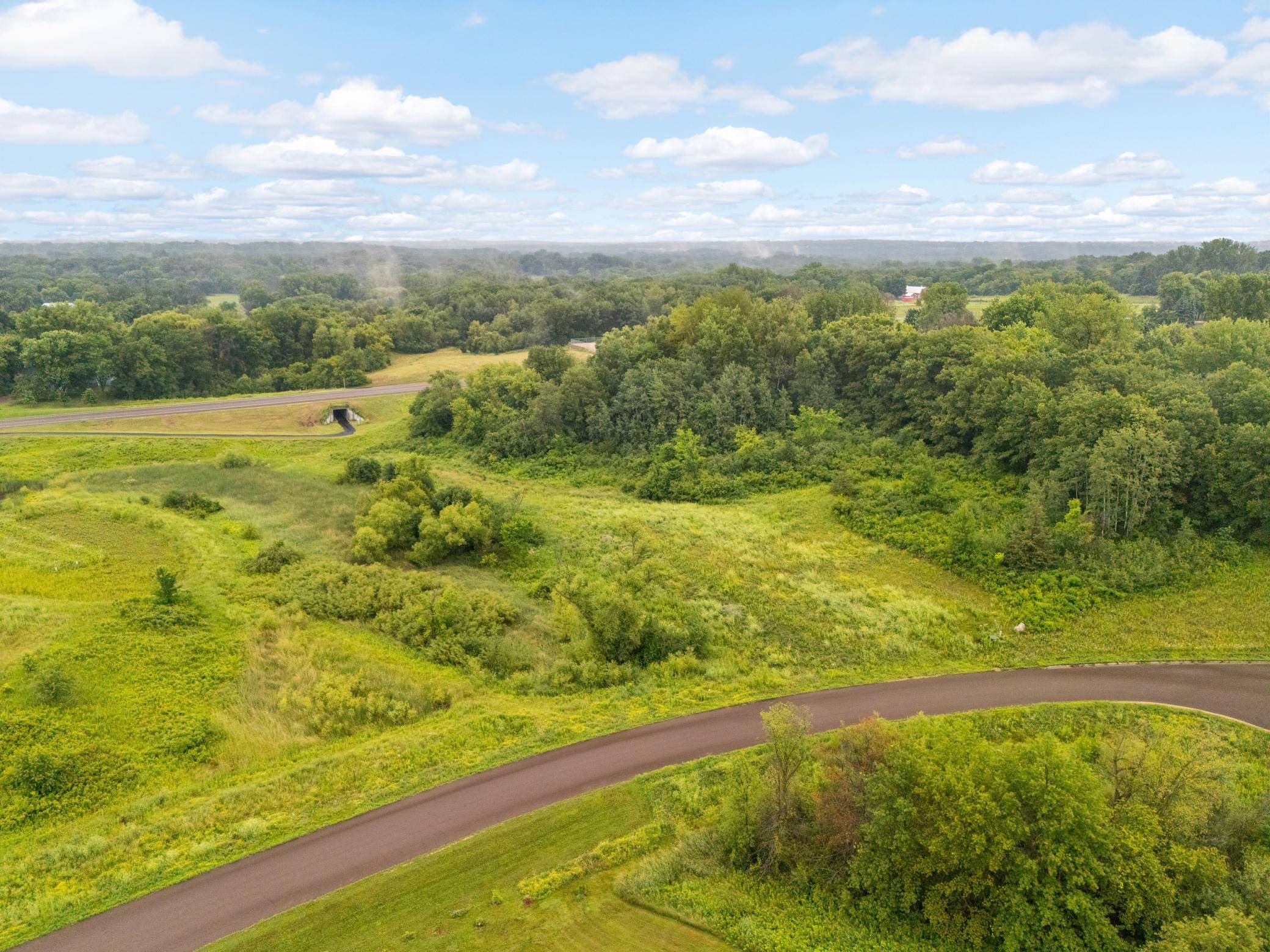 Lakeville, MN 55044,9952 Crescent LN