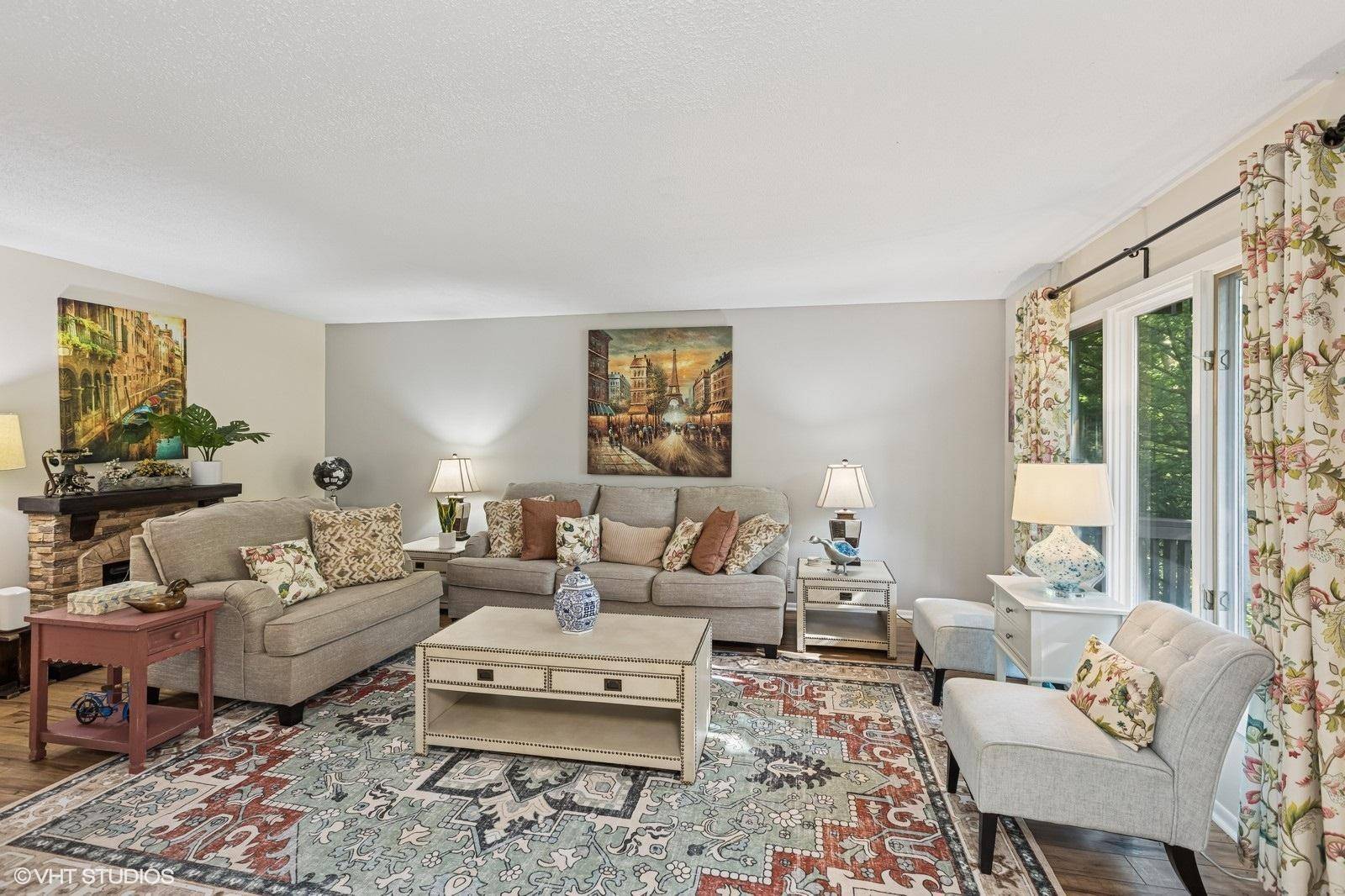 Burnsville, MN 55337,37 Birnamwood DR