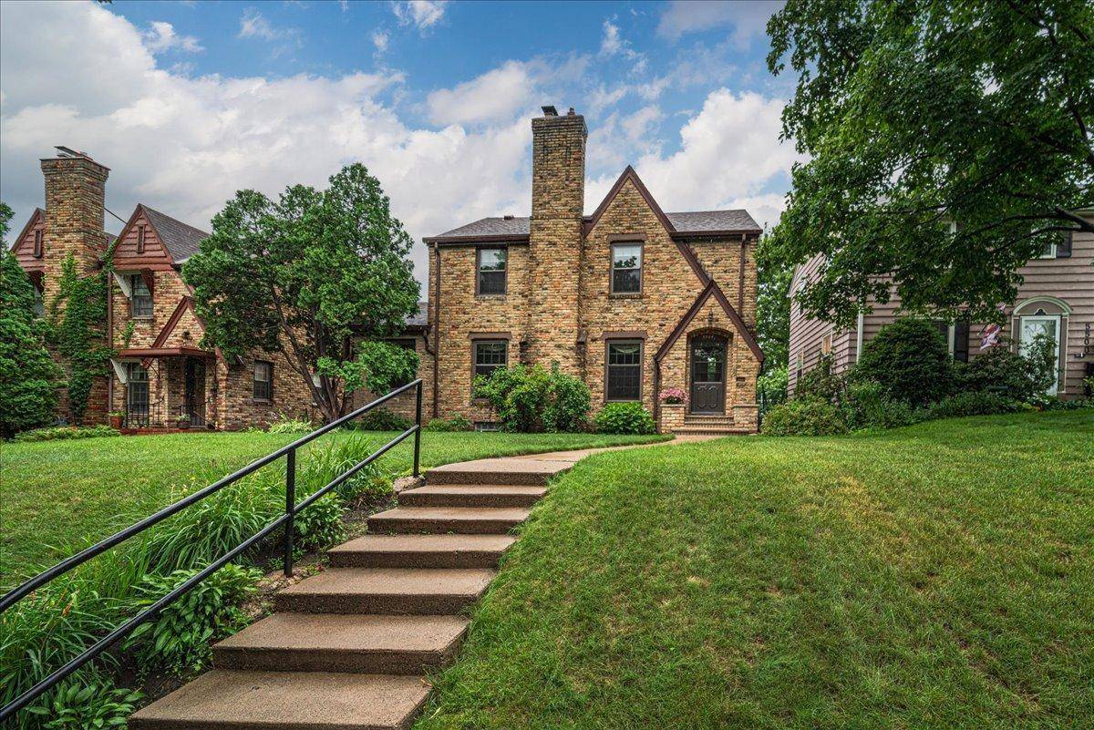 Minneapolis, MN 55417,5504 Elliot AVE