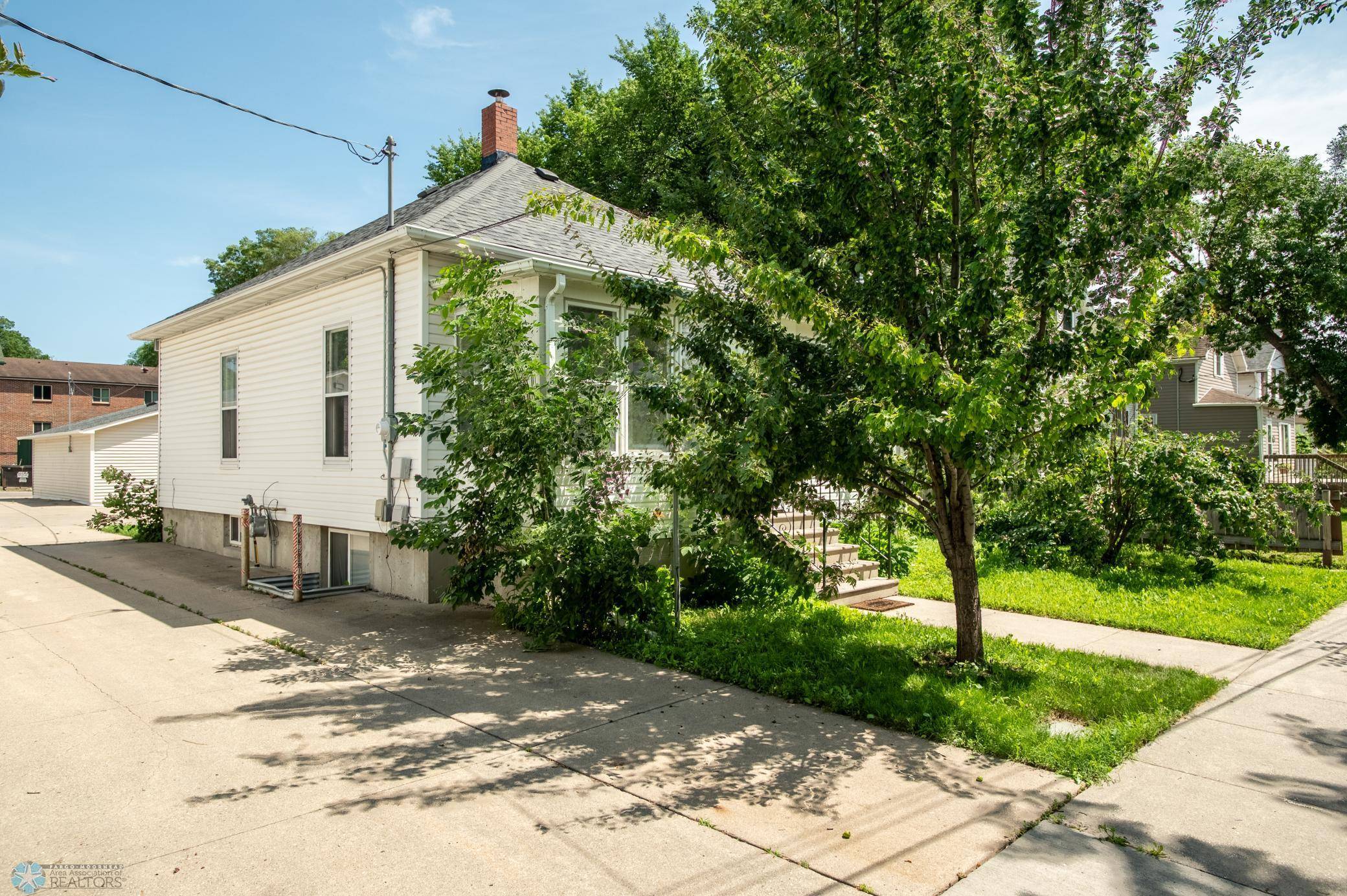 Fargo, ND 58102,1137 11th ST N