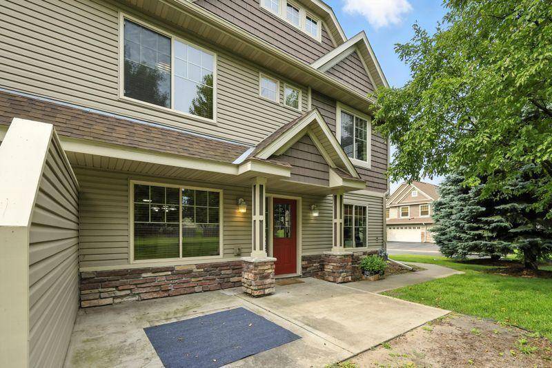 Brooklyn Park, MN 55443,5460 100th LN N