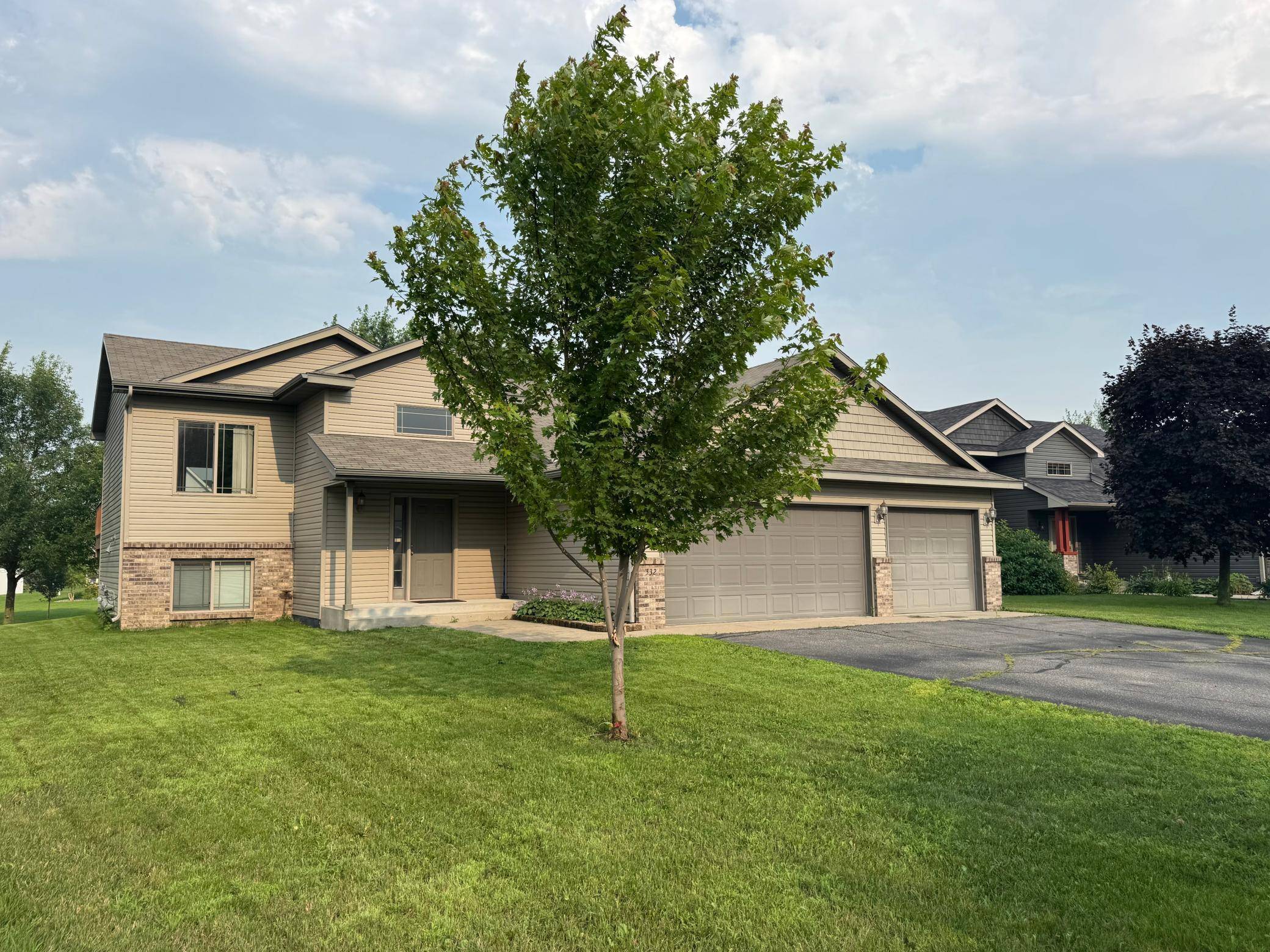 Saint Joseph, MN 56374,532 Elena LN
