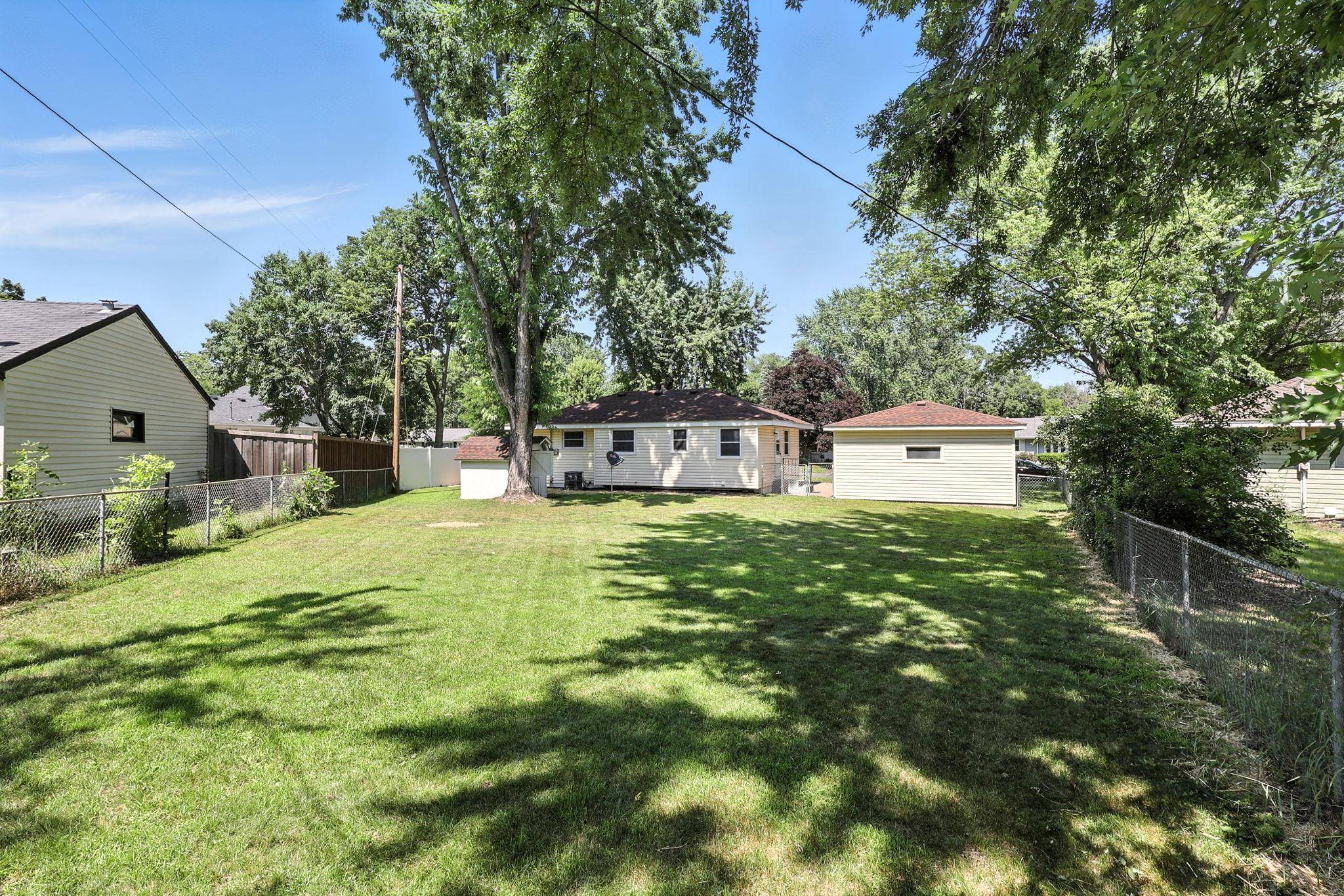 Blaine, MN 55434,11118 Quincy BLVD NE