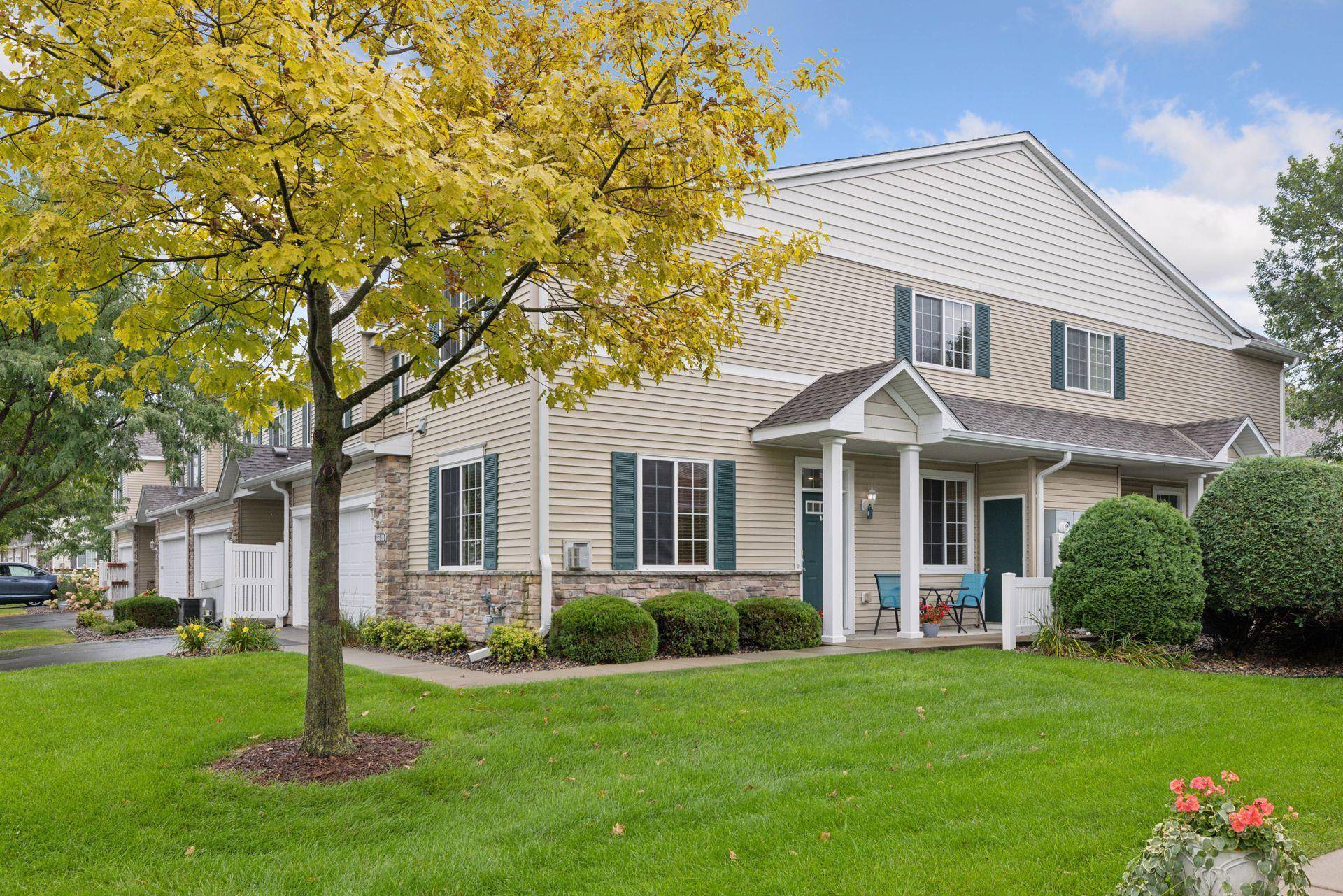 Woodbury, MN 55129,3514 Cherry LN #D
