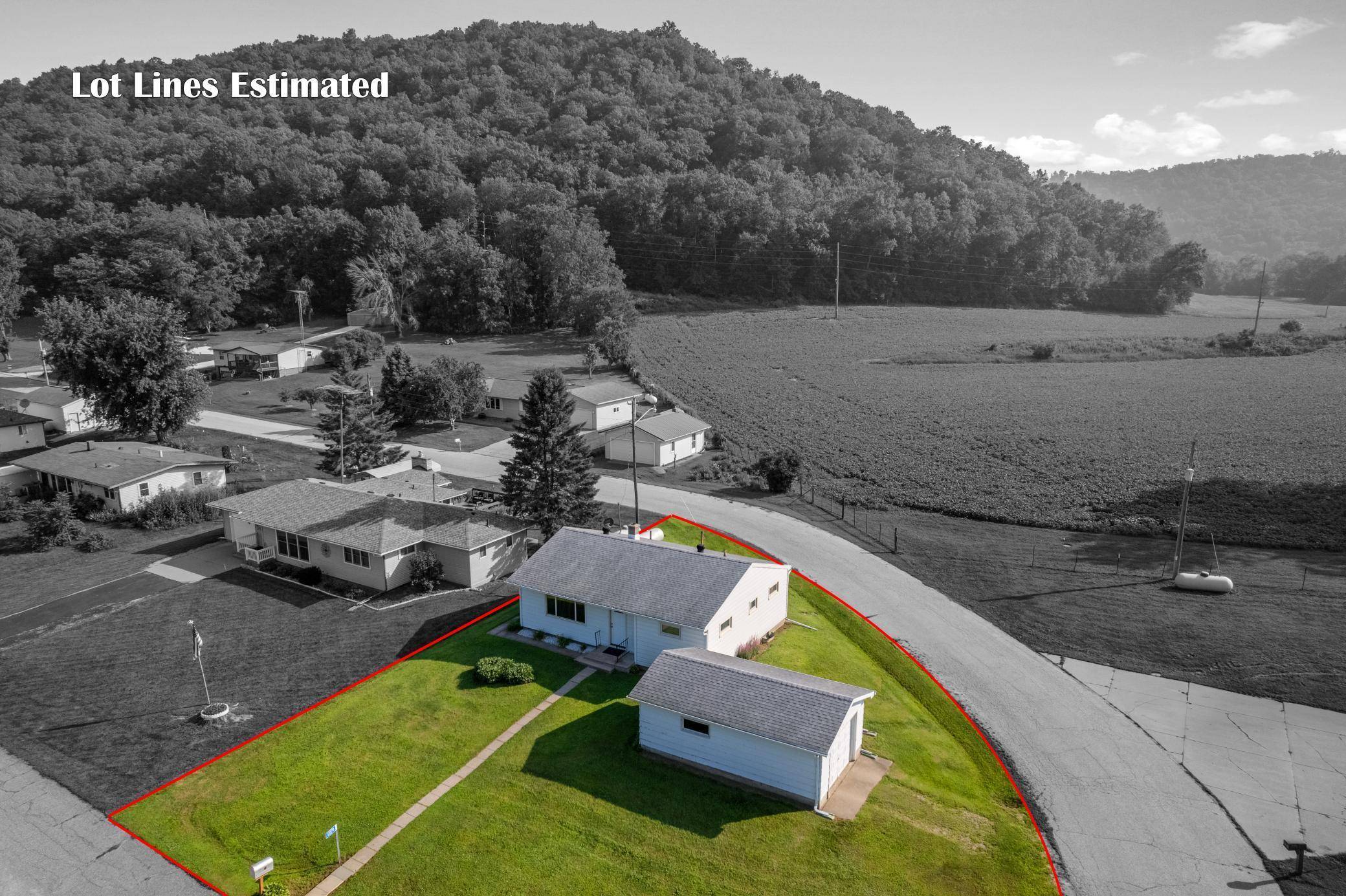 Alma, WI 54610,S1578 Lake ST