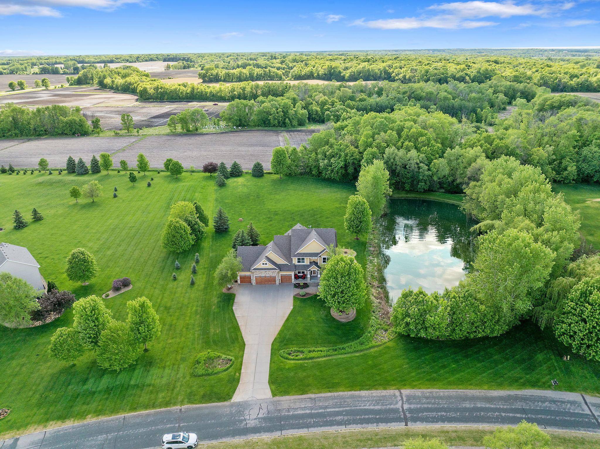 Rogers, MN 55374,11115 Red Leaf Drive
