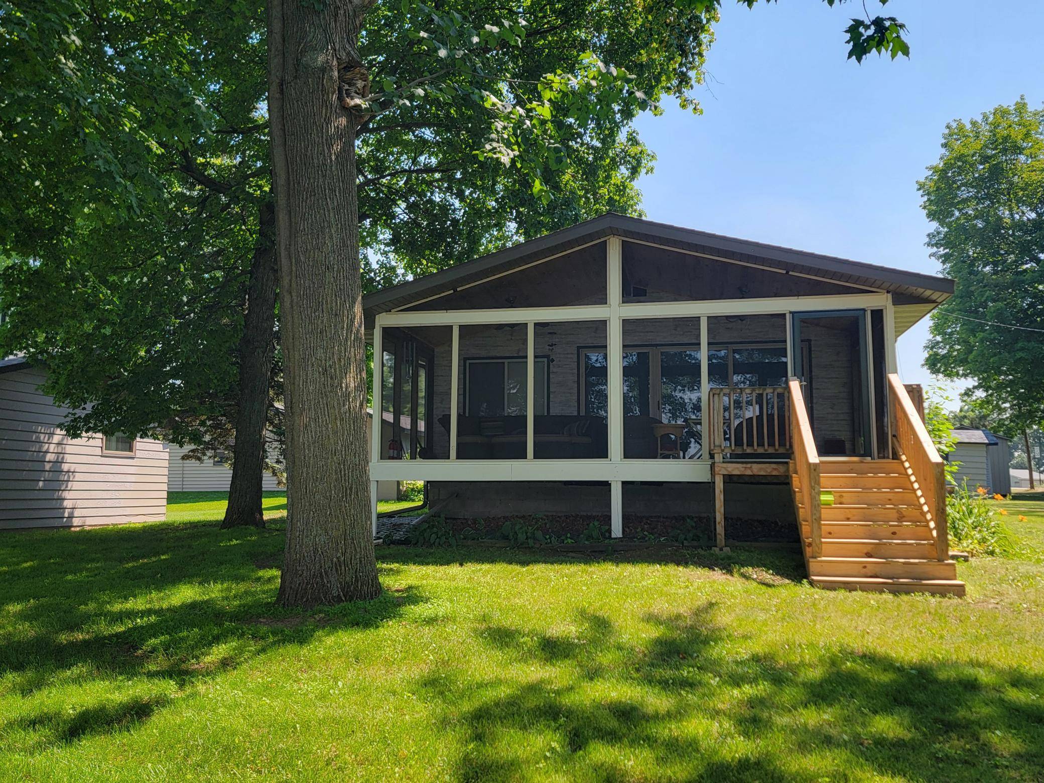 Isle, MN 56342,3454 Vista RD
