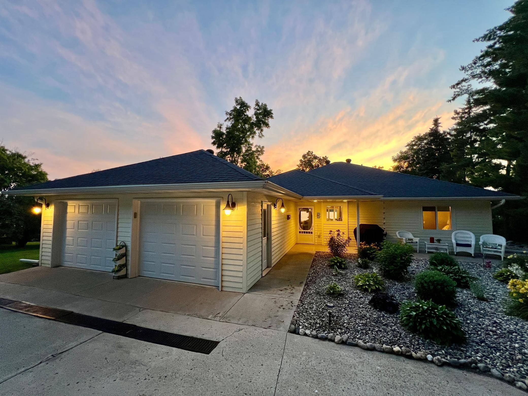 Elizabeth Twp, MN 56537,31129 E Jewett DR
