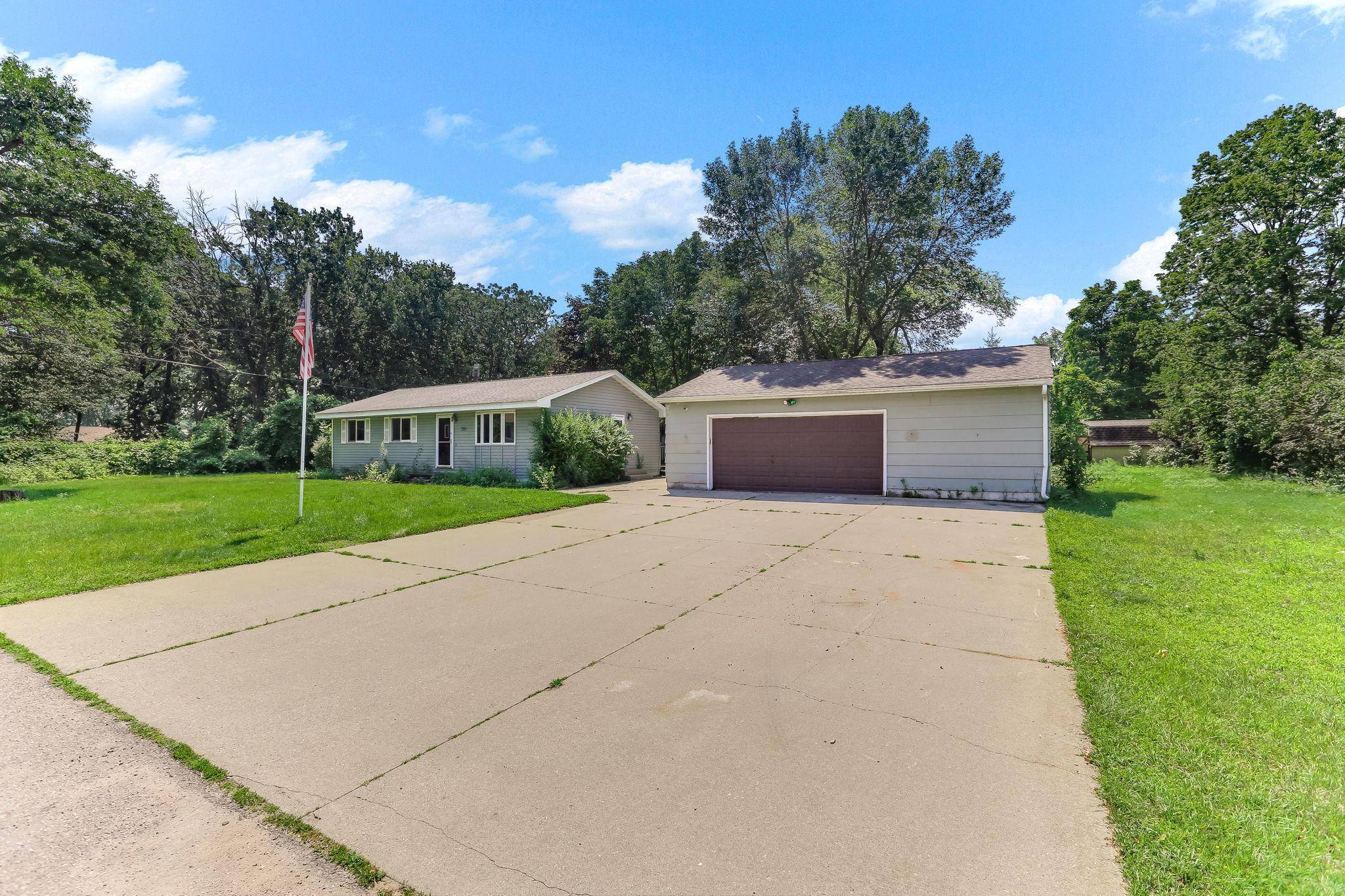 Big Lake, MN 55309,751 Shady LN