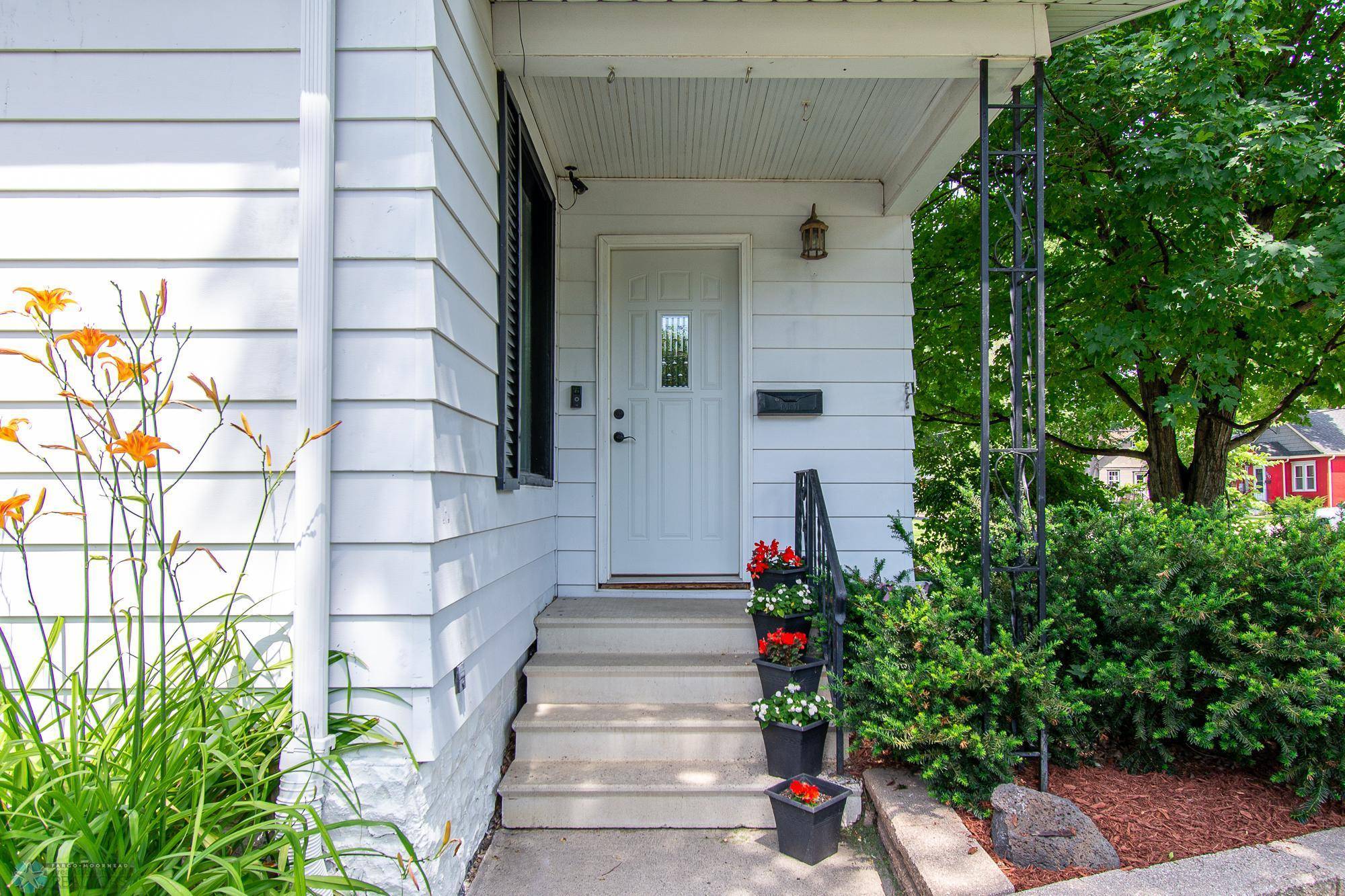 Fargo, ND 58103,621 15th ST S