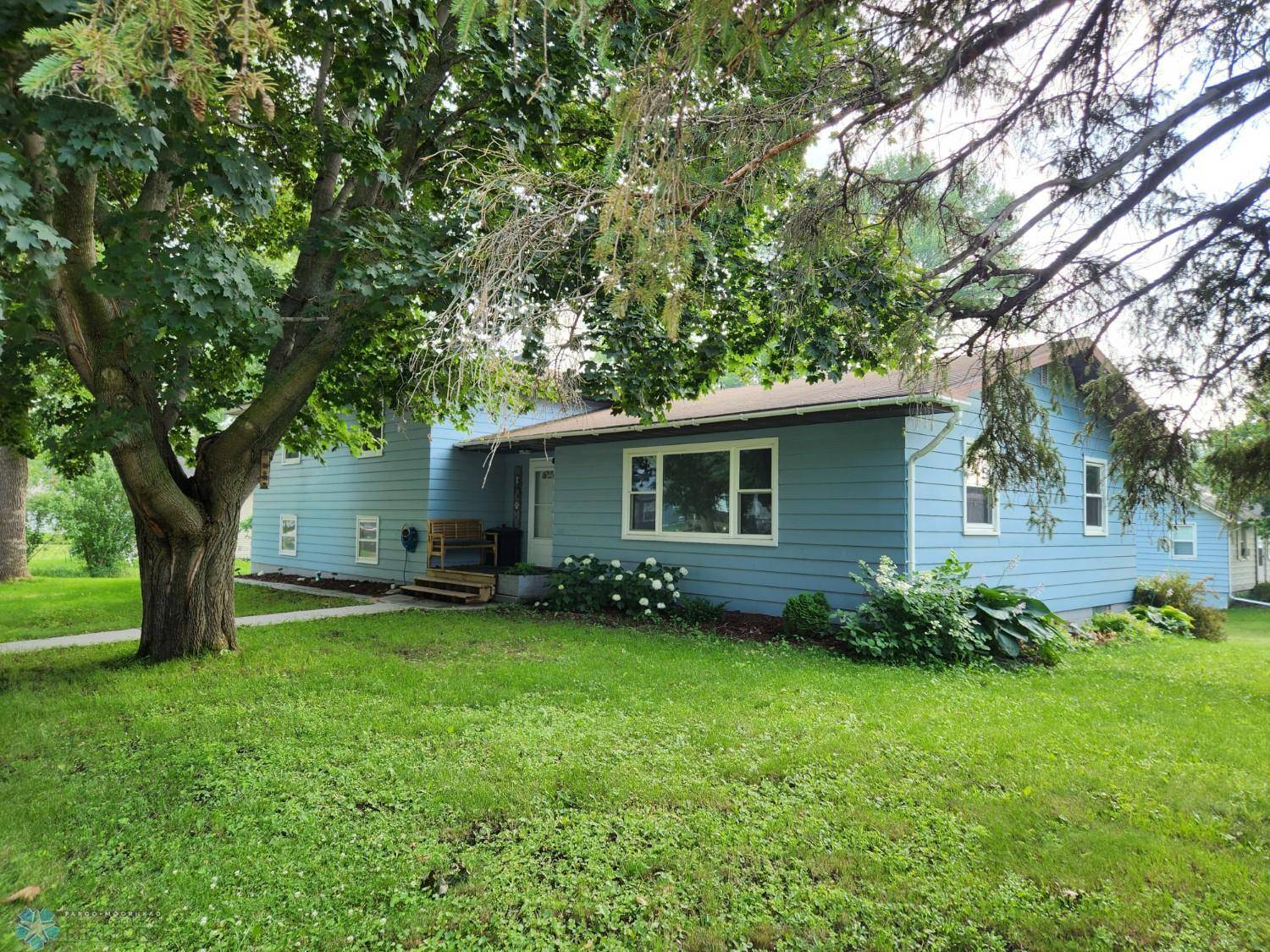 Rothsay, MN 56579,206 1st ST SE