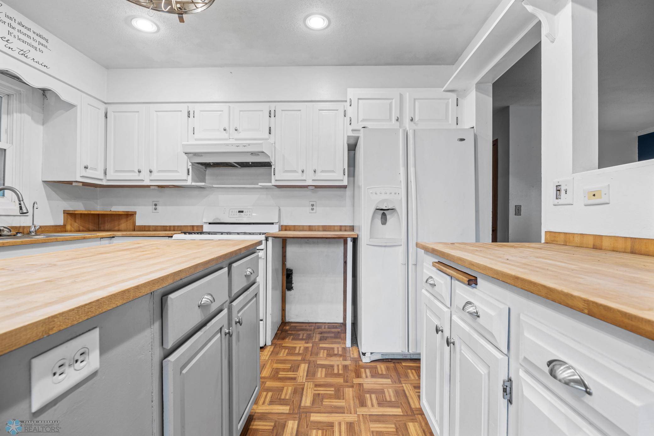 Fargo, ND 58078,426 4th AVE E