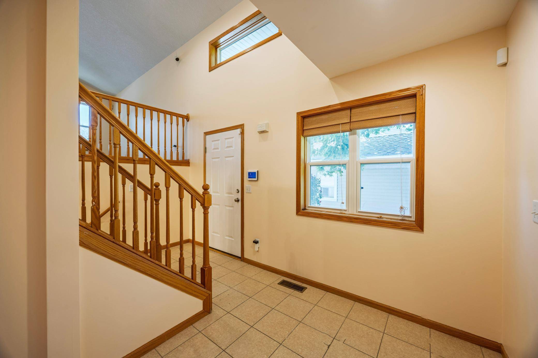 Hopkins, MN 55343,228 17th AVE N