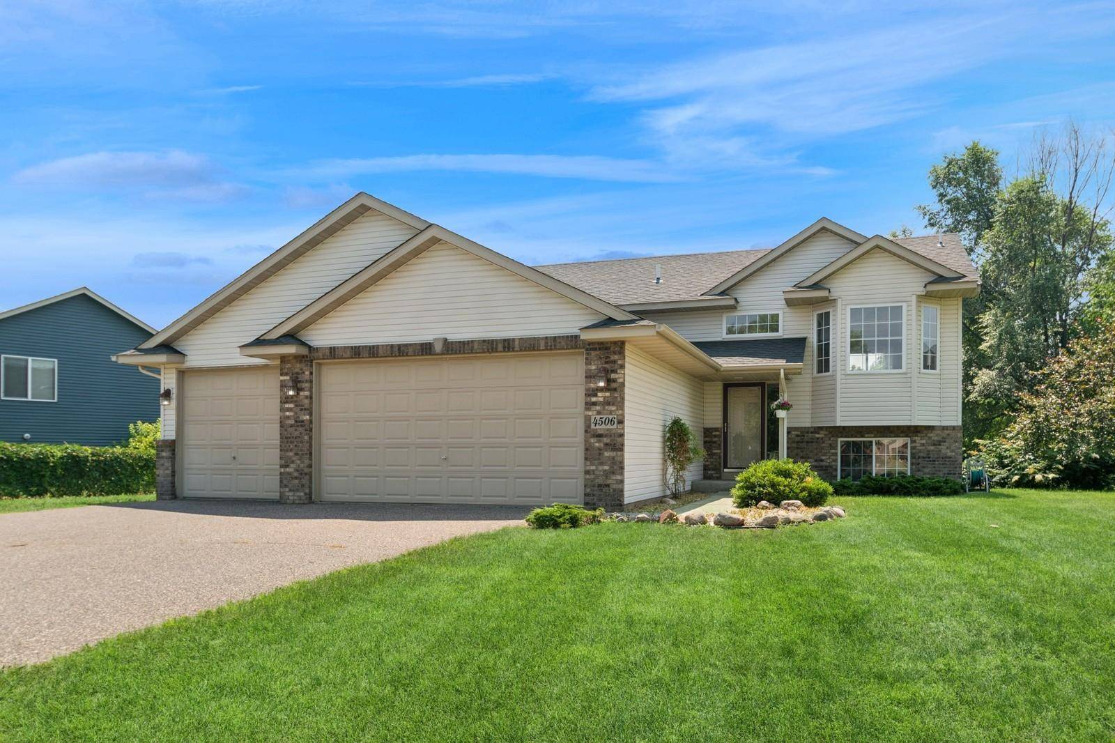 Saint Francis, MN 55070,4506 232nd CT NW