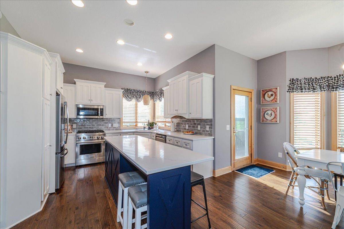 Chaska, MN 55318,1203 Adrian DR