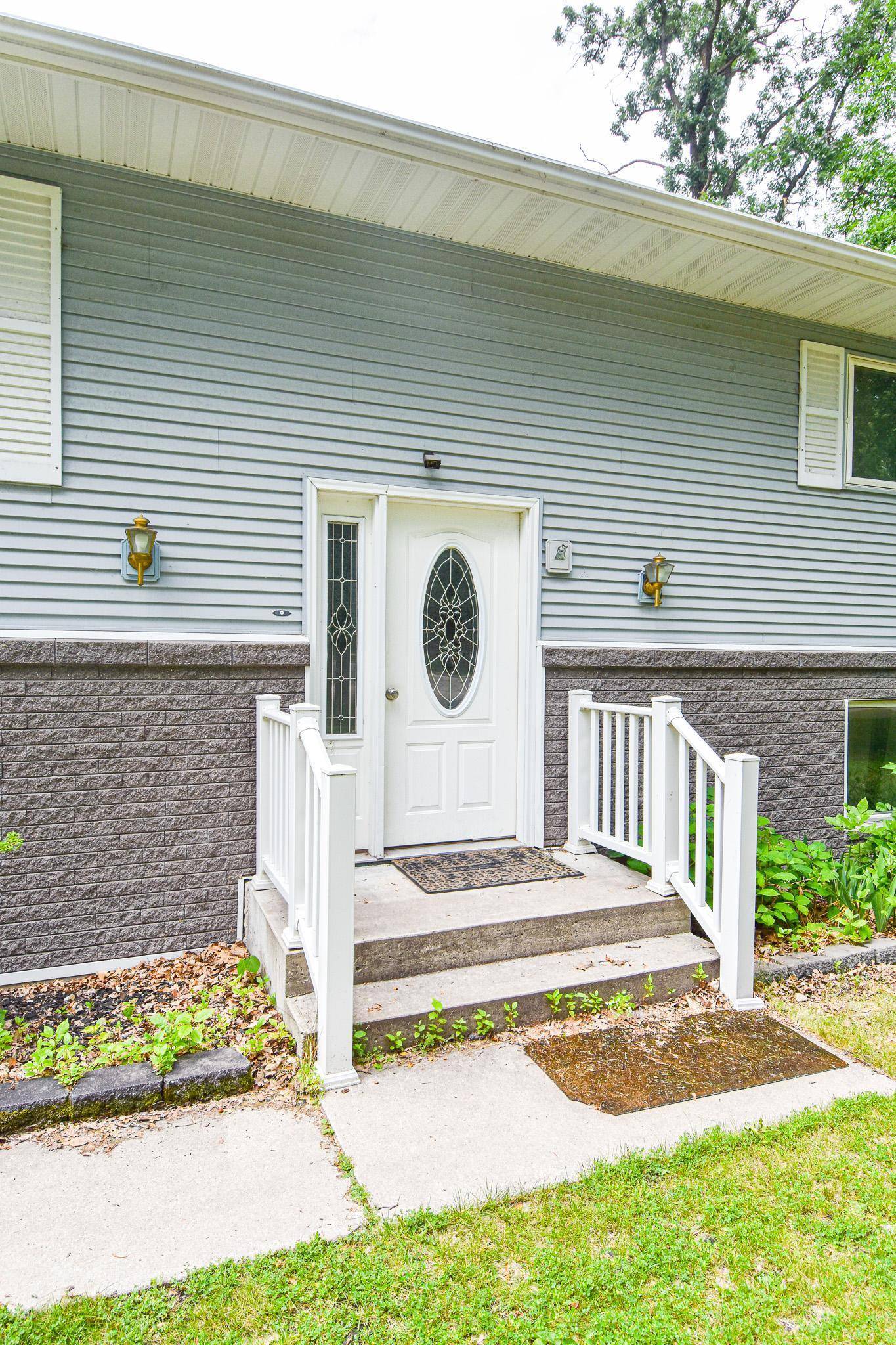 Thief River Falls, MN 56701,1828 Robin Hood DR