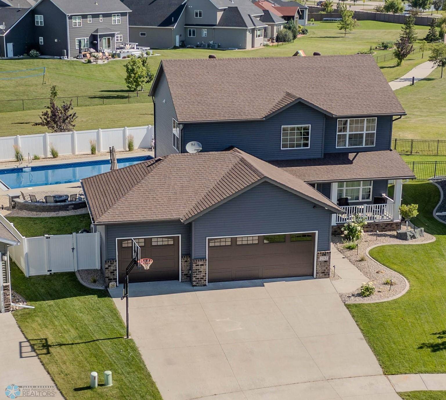 West Fargo, ND 58078,252 30th AVE E