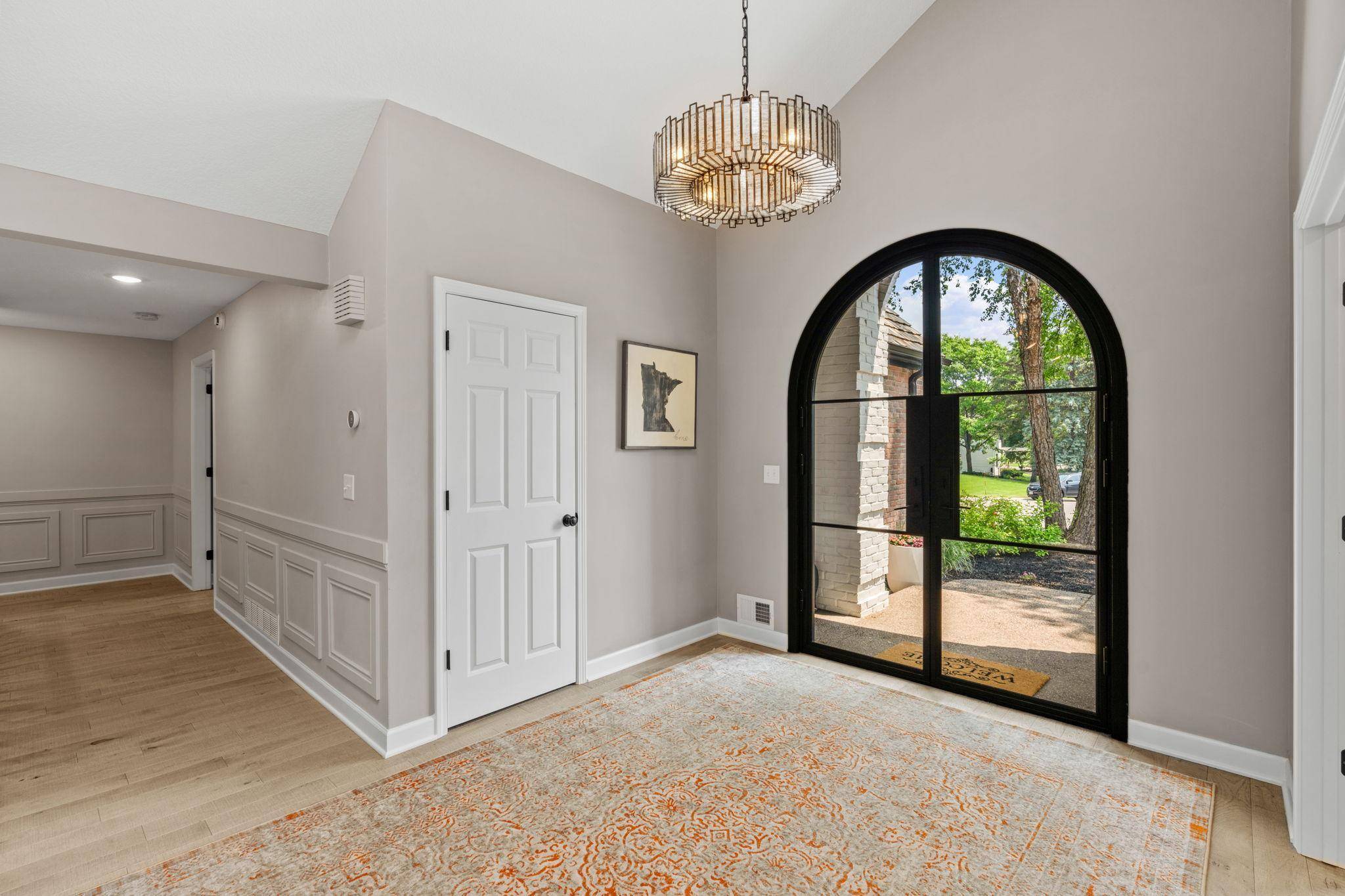 Edina, MN 55436,6141 Sherman CIR