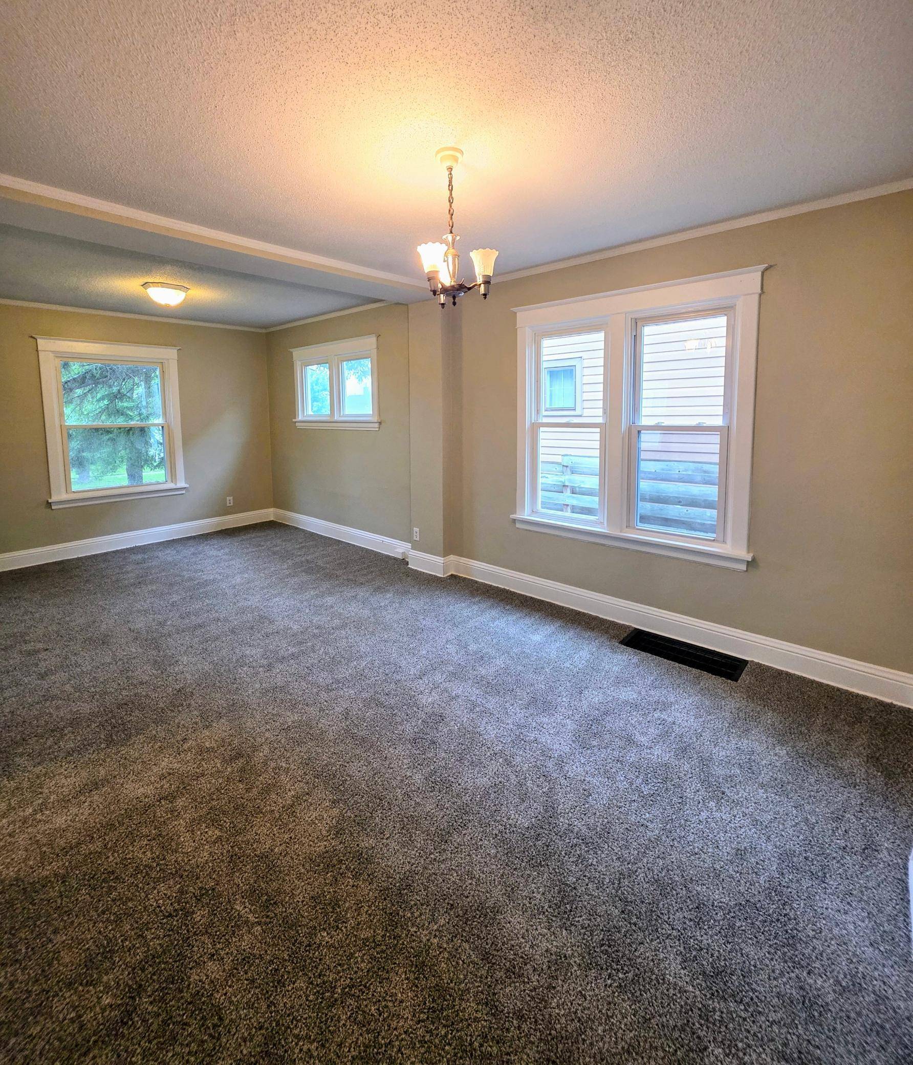 Chisholm, MN 55719,315 2nd ST NW