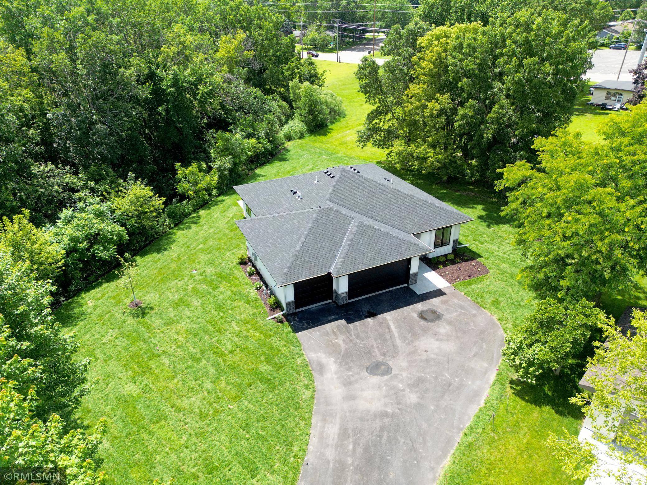 Annandale, MN 55302,30 Cedar CT