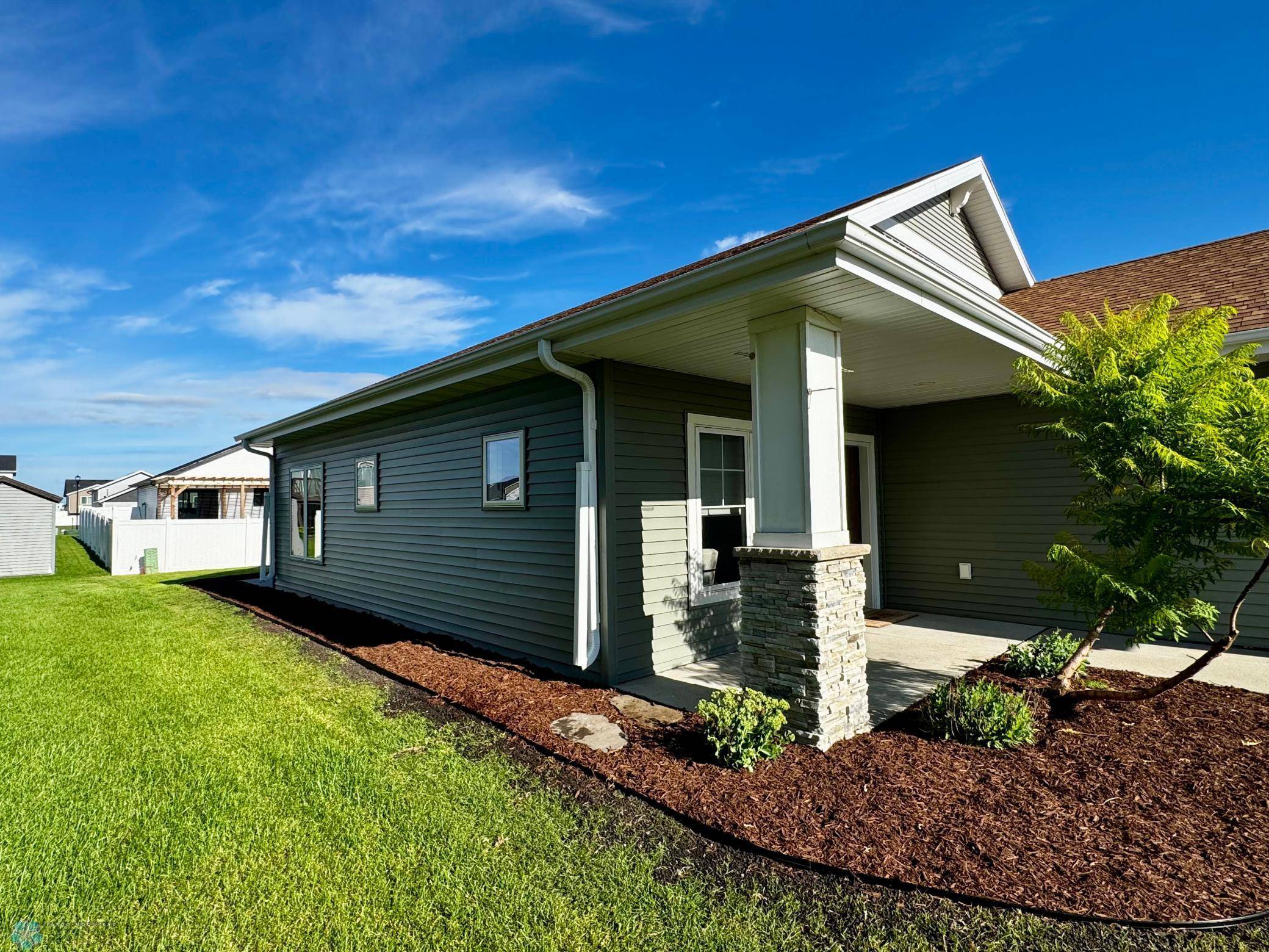 Fargo, ND 58104,7479 18th ST S