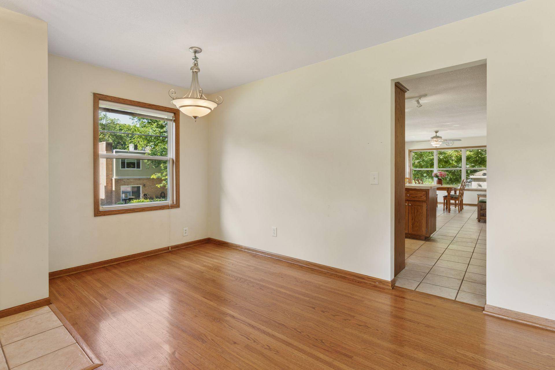 Saint Louis Park, MN 55426,1850 Nevada AVE S