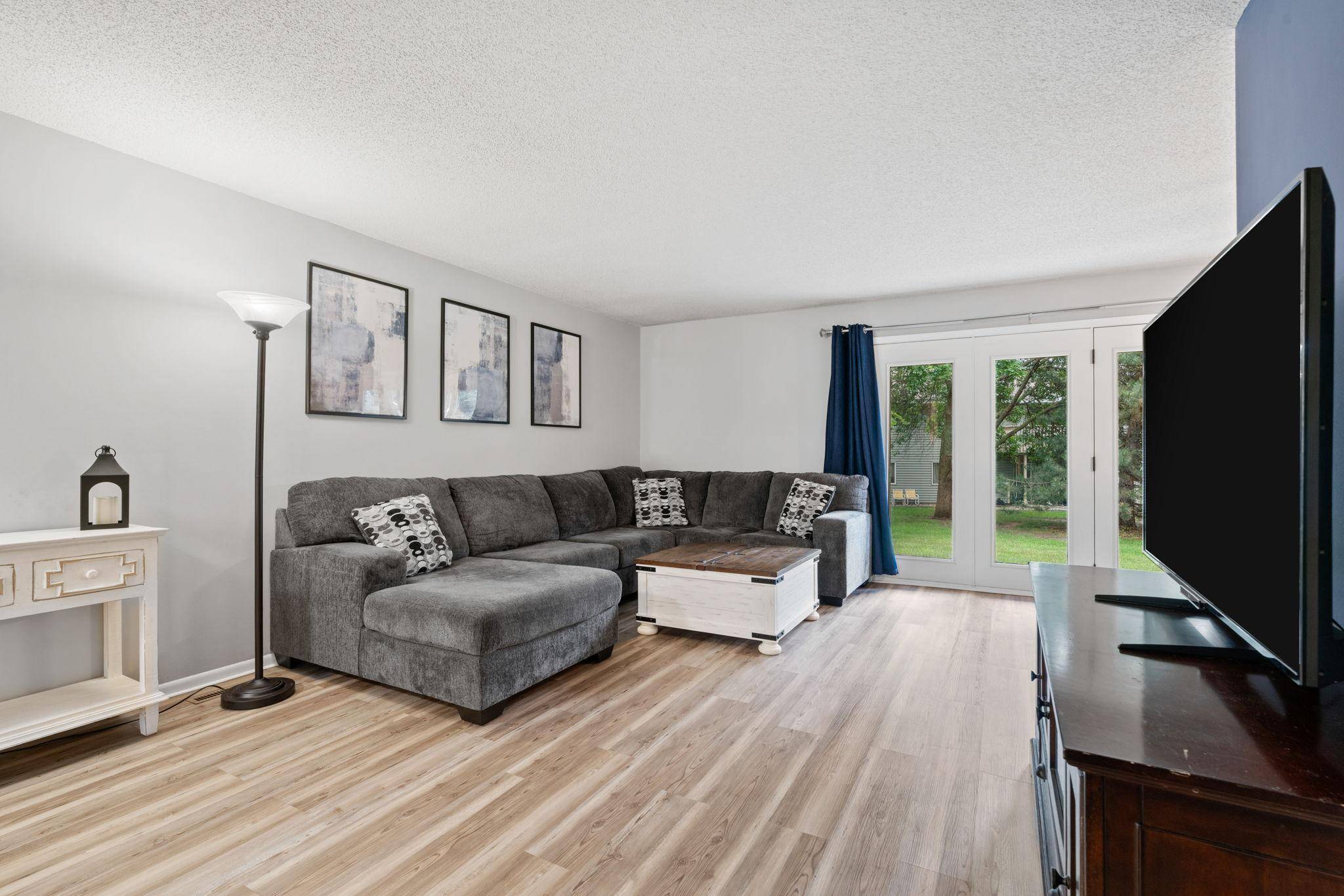Maple Grove, MN 55369,6241 Magda DR