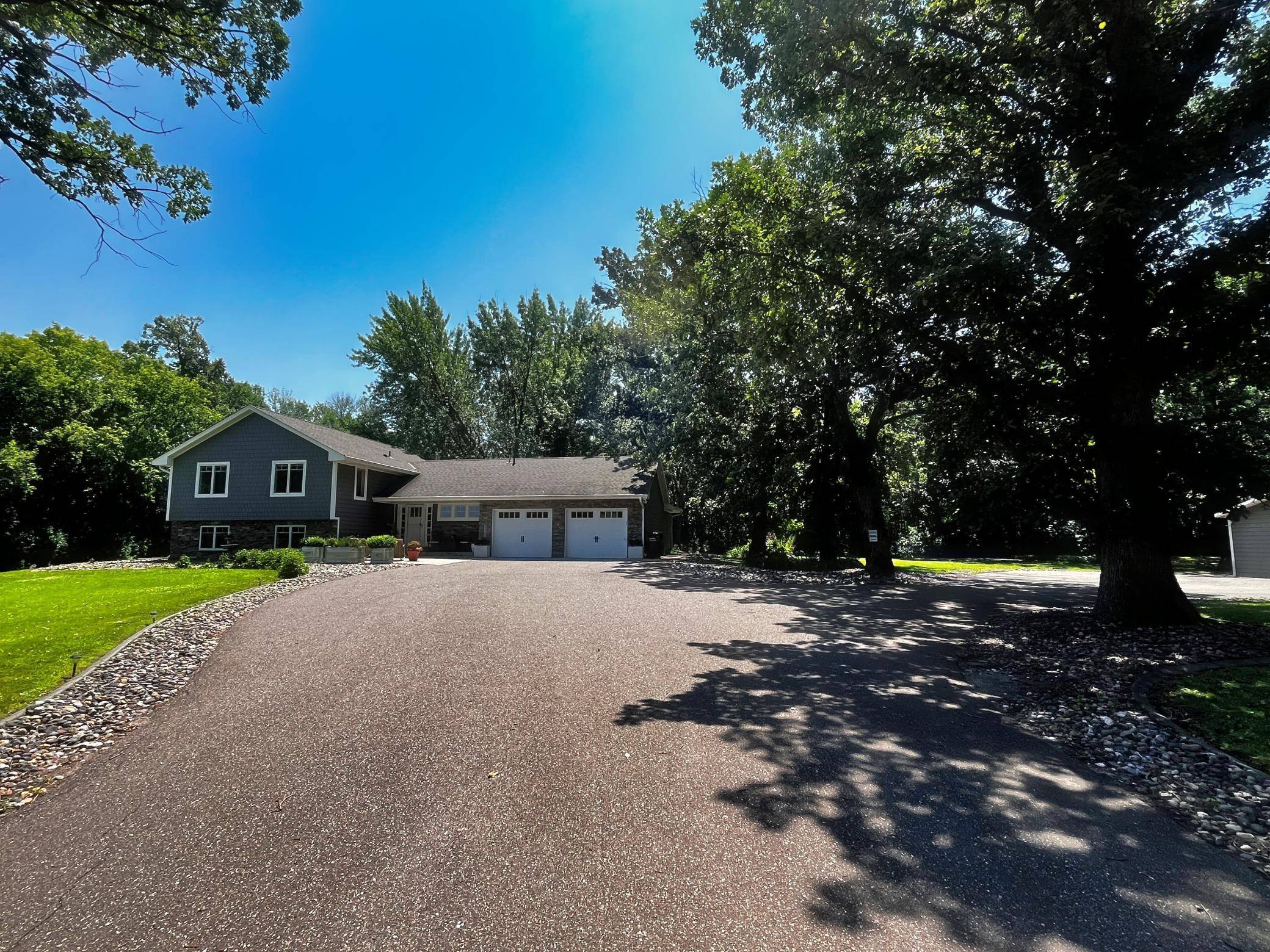 Rogers, MN 55374,22101 129th AVE N