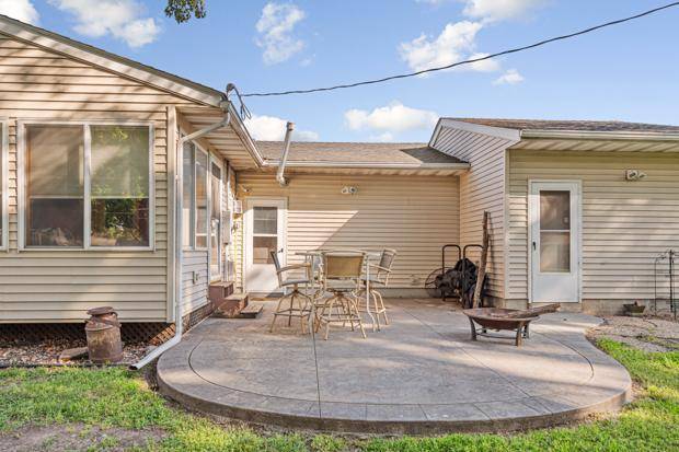 Montgomery, MN 56069,155 Hickory AVE NE