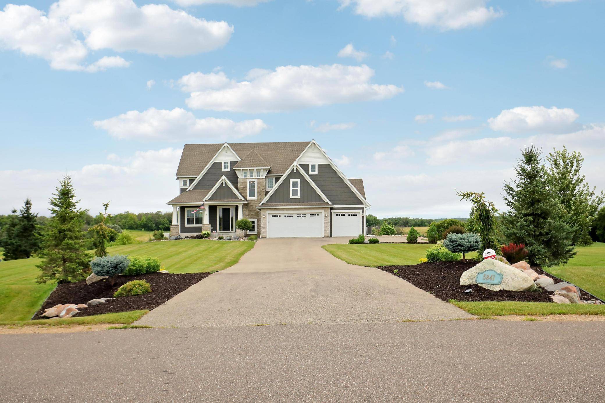 Independence, MN 55359,5841 Robert RD