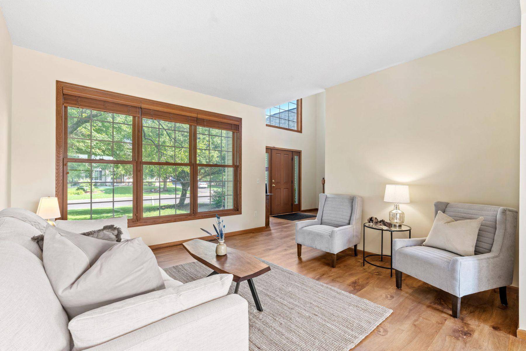 Woodbury, MN 55129,937 Briar Glen LN