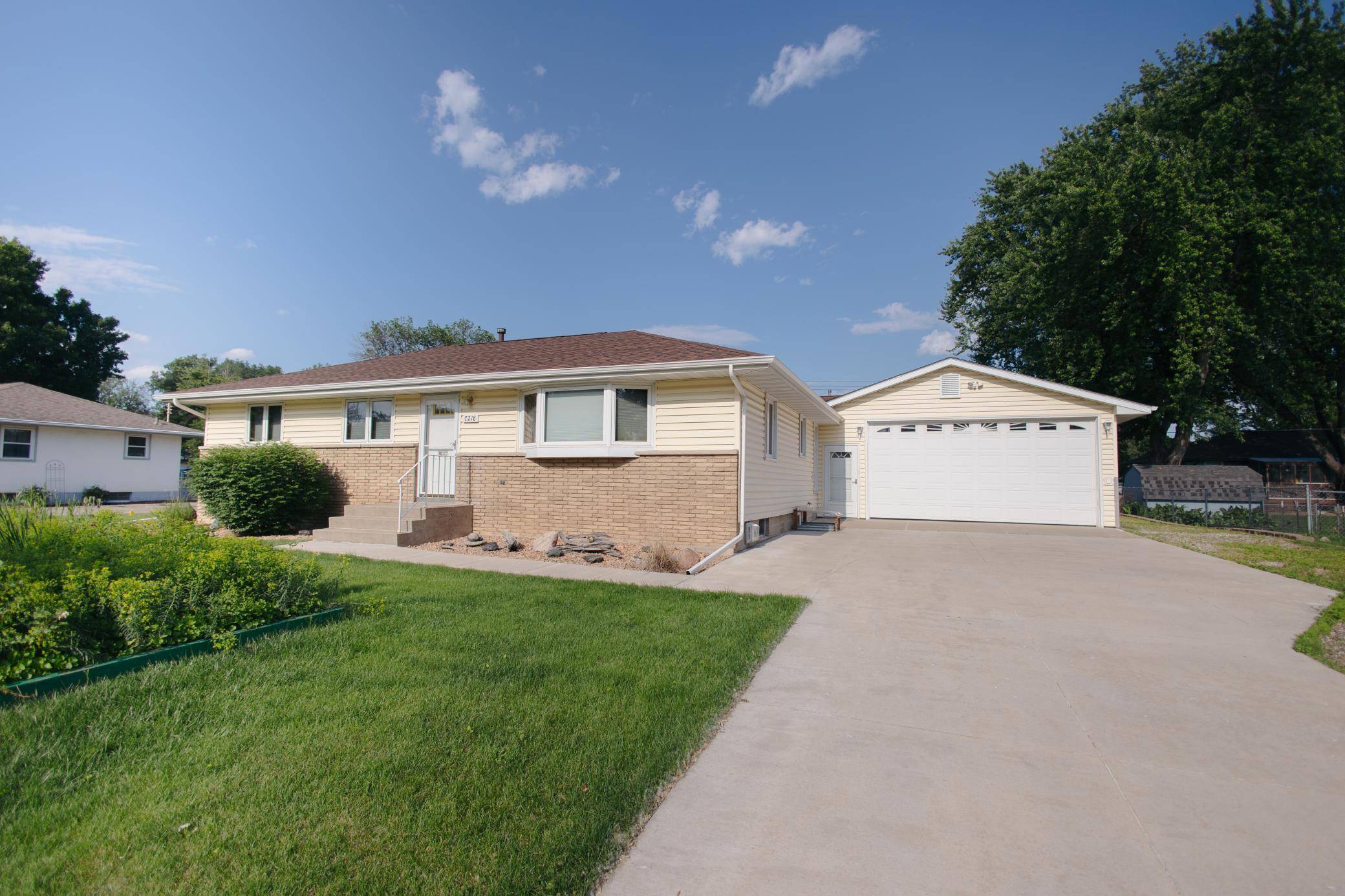 Brooklyn Center, MN 55430,7218 Oliver AVE N