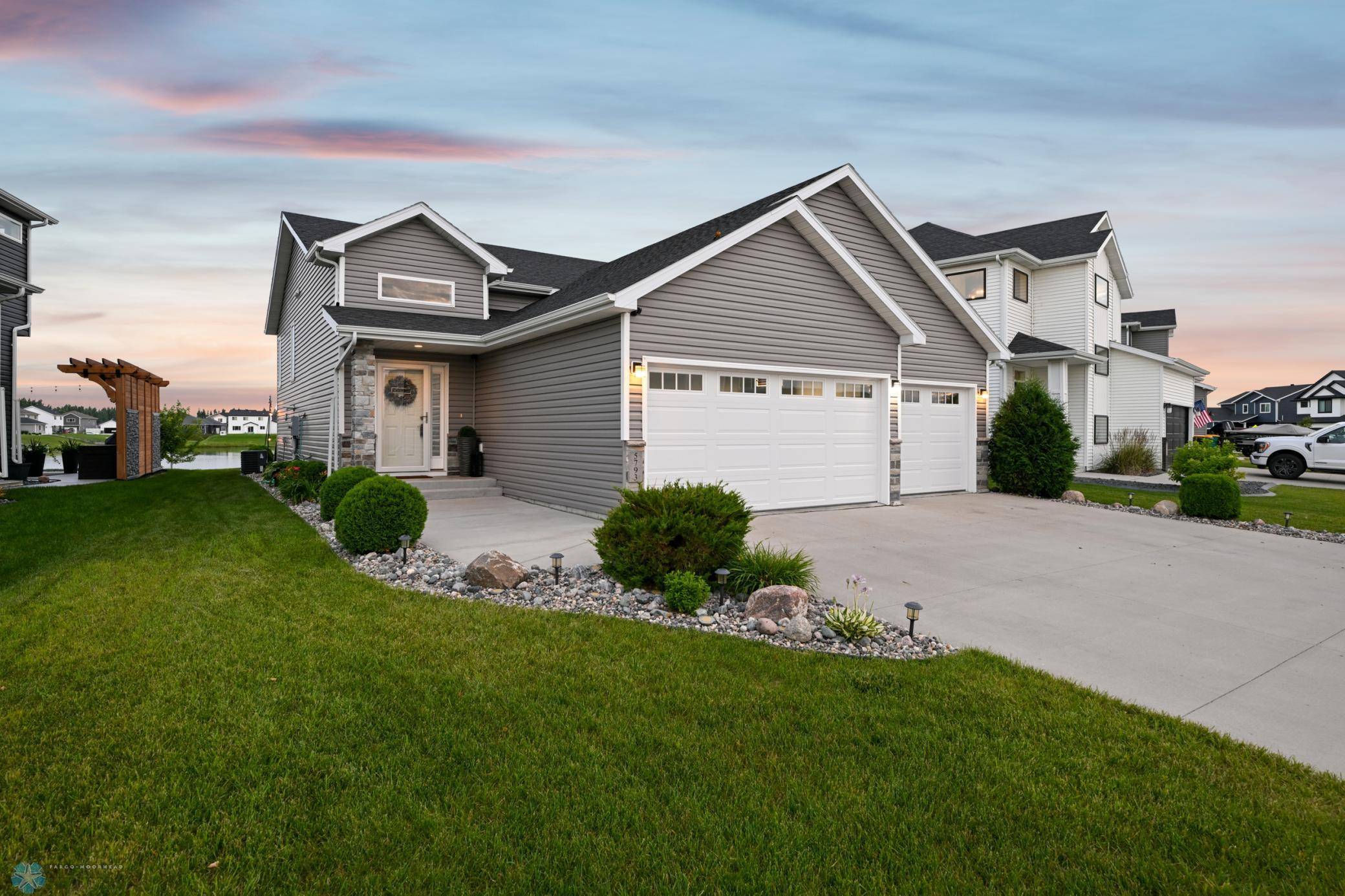 West Fargo, ND 58078,5793 Deb DR W