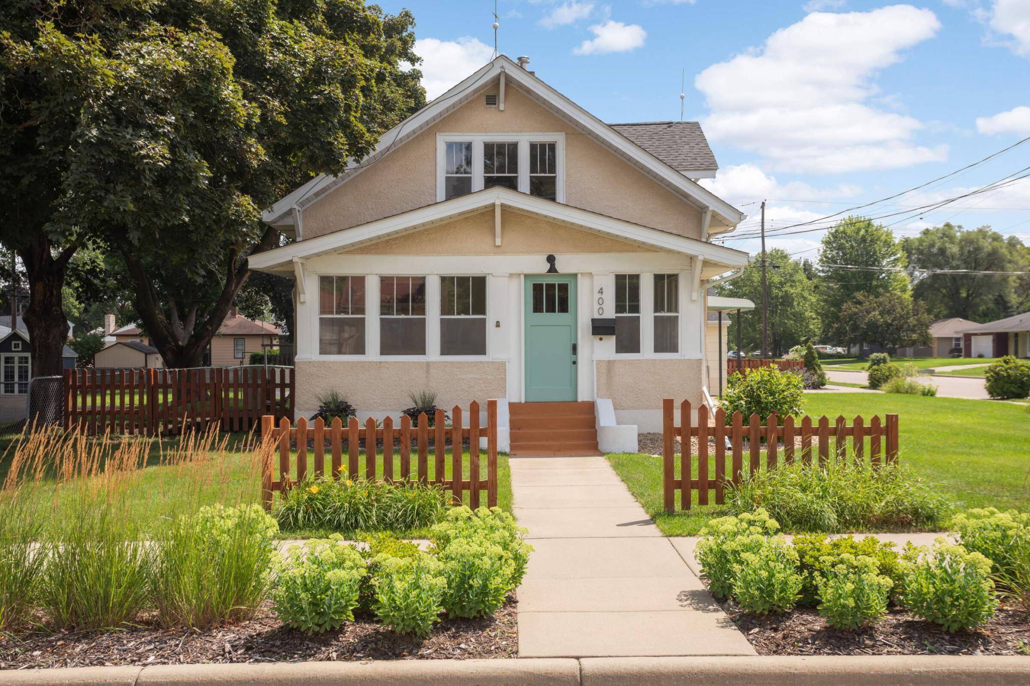 Osseo, MN 55369,400 1st AVE NE