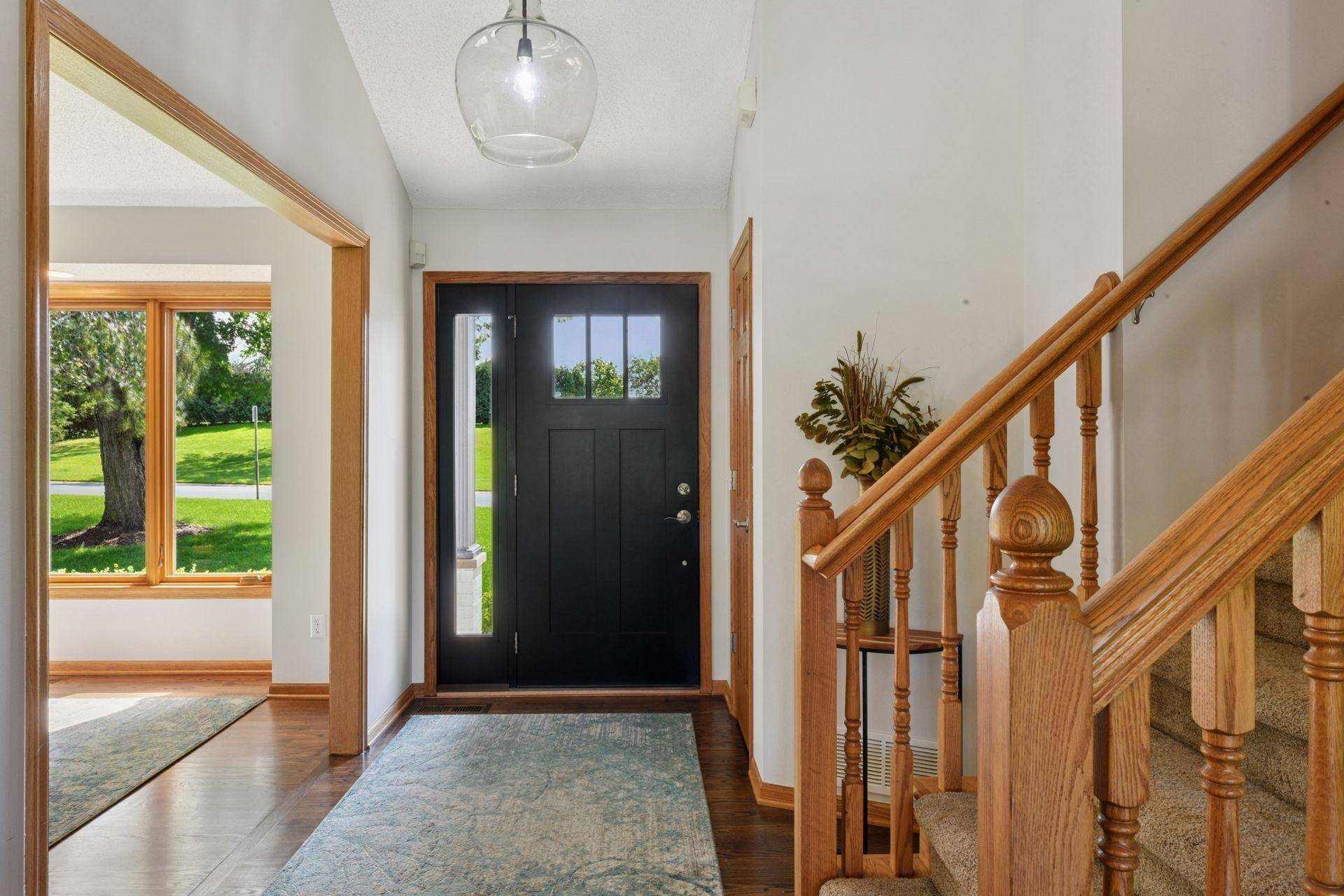 Victoria, MN 55386,1590 Woodstone DR