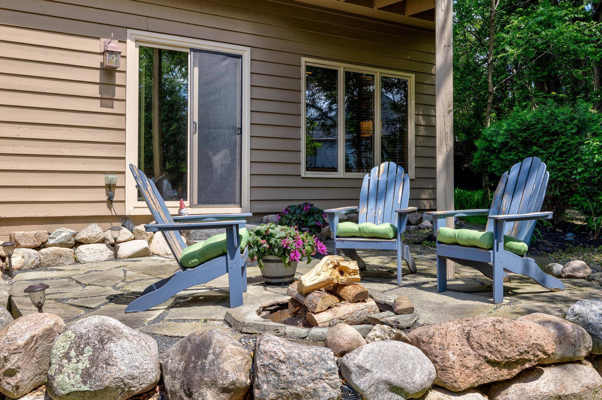Eden Prairie, MN 55347,9378 Olympia DR
