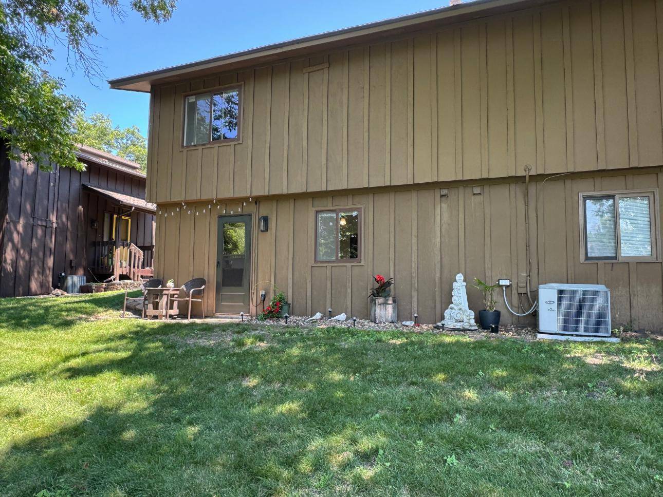 Brooklyn Center, MN 55429,7013 Unity AVE N