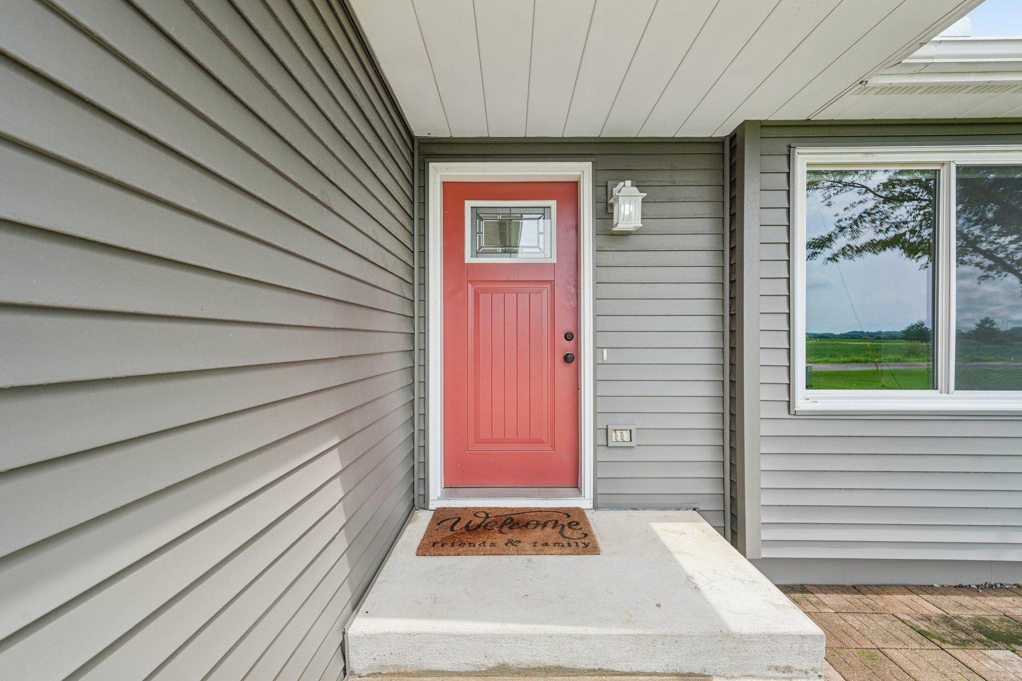 Hampton, MN 55031,23570 Main ST