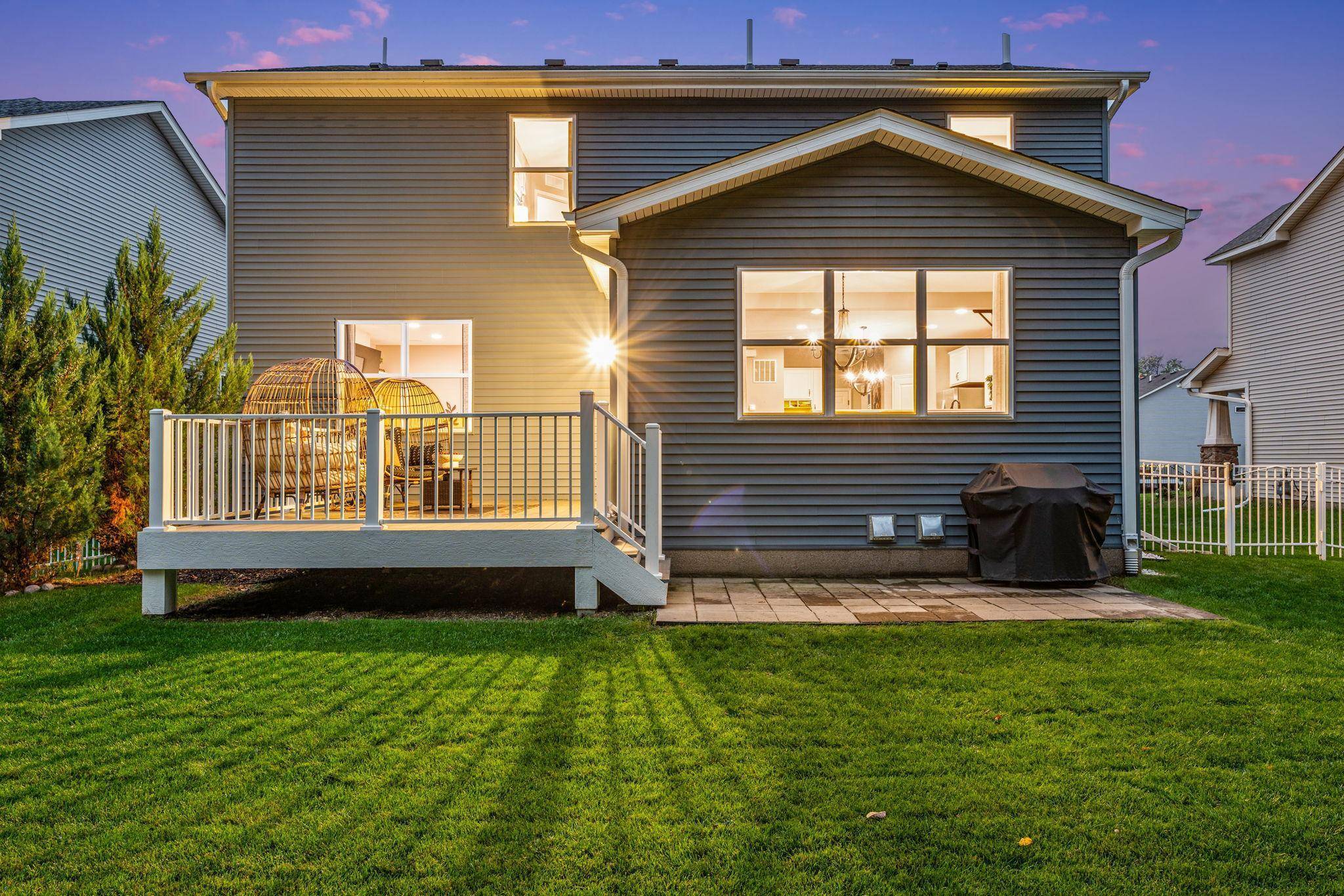 Minnetrista, MN 55364,4842 Red Oak LN