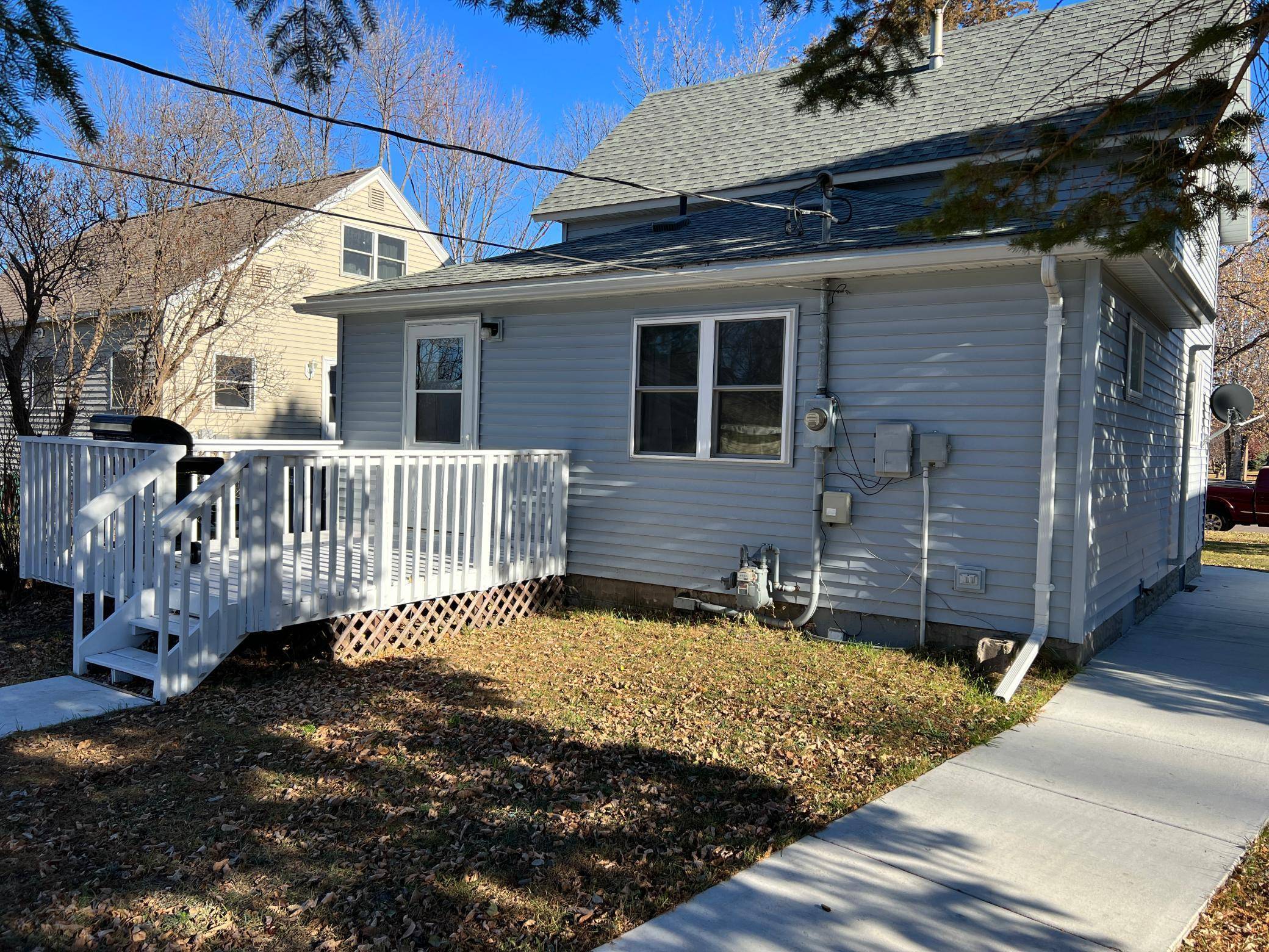 Benson, MN 56215,413 10th ST N