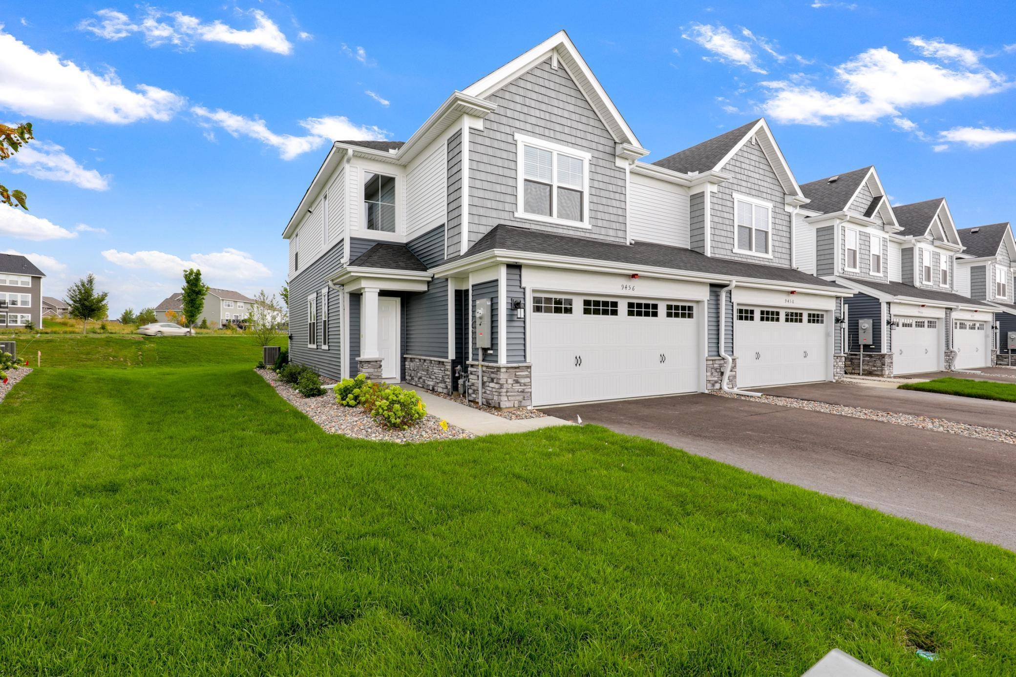Lake Elmo, MN 55042,9376 4th Street N