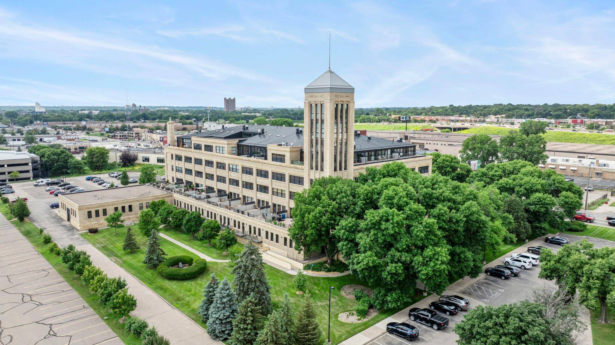Minneapolis, MN 55413,730 Stinson BLVD #418