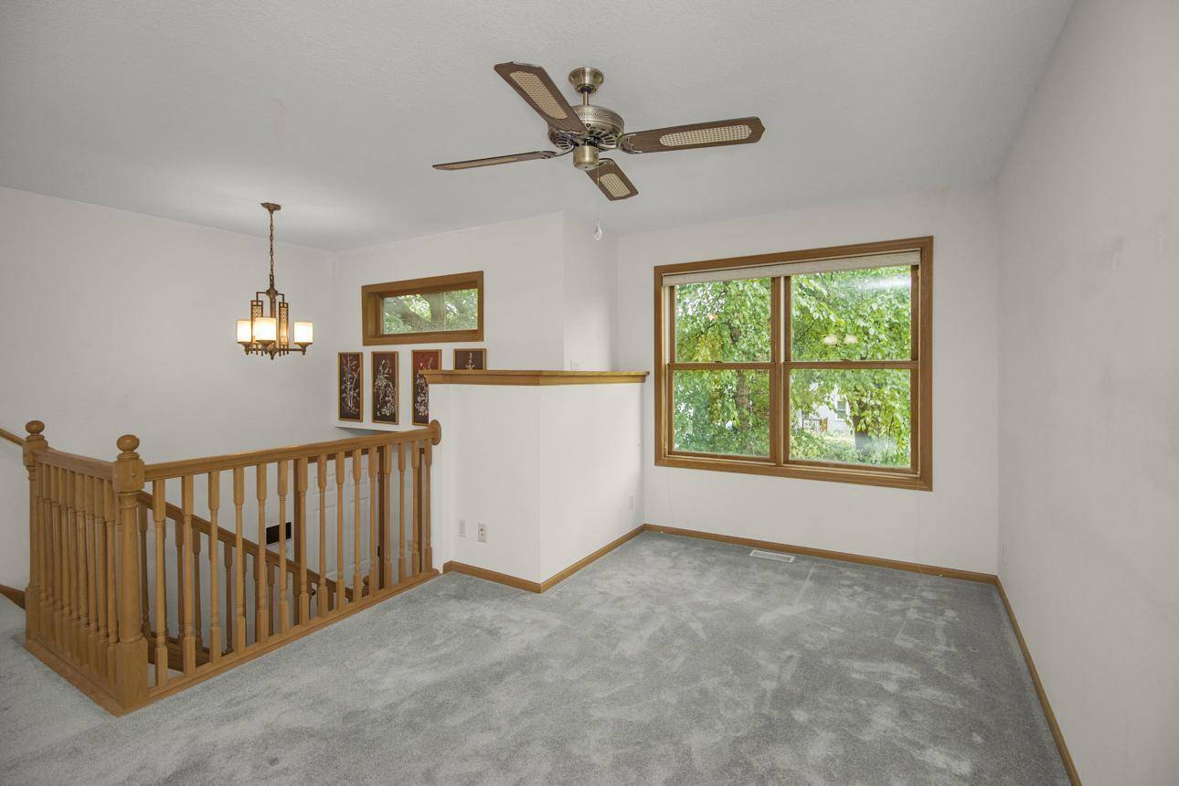 Oakdale, MN 55128,659 Goodview AVE N