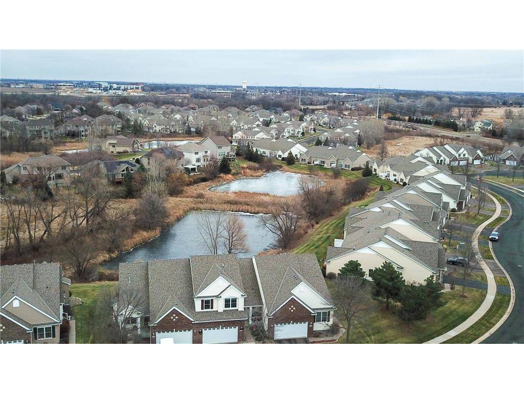 Maple Grove, MN 55311,9857 Alvarado LN N #4102