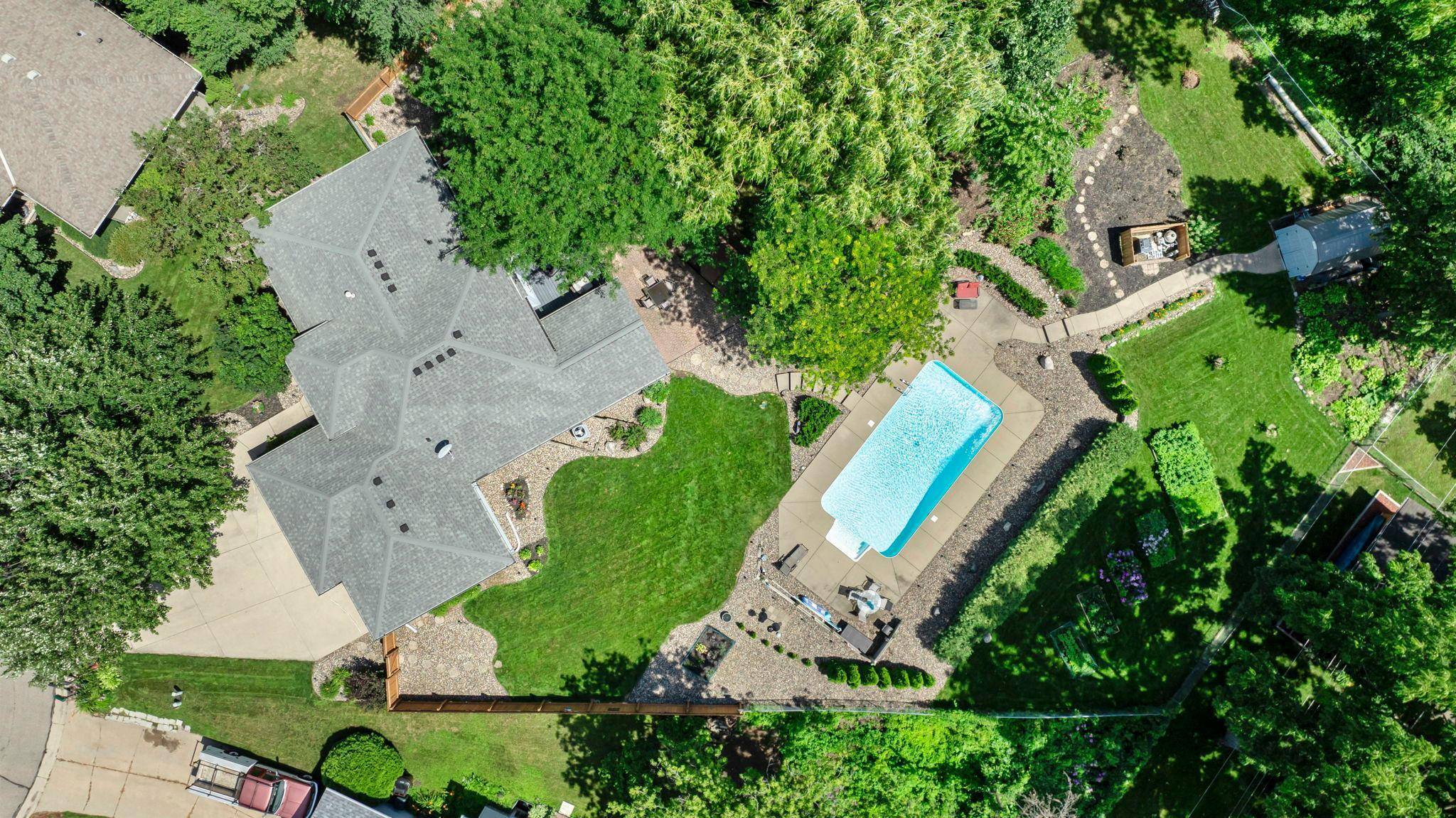 Burnsville, MN 55337,1025 Forest Glen CT