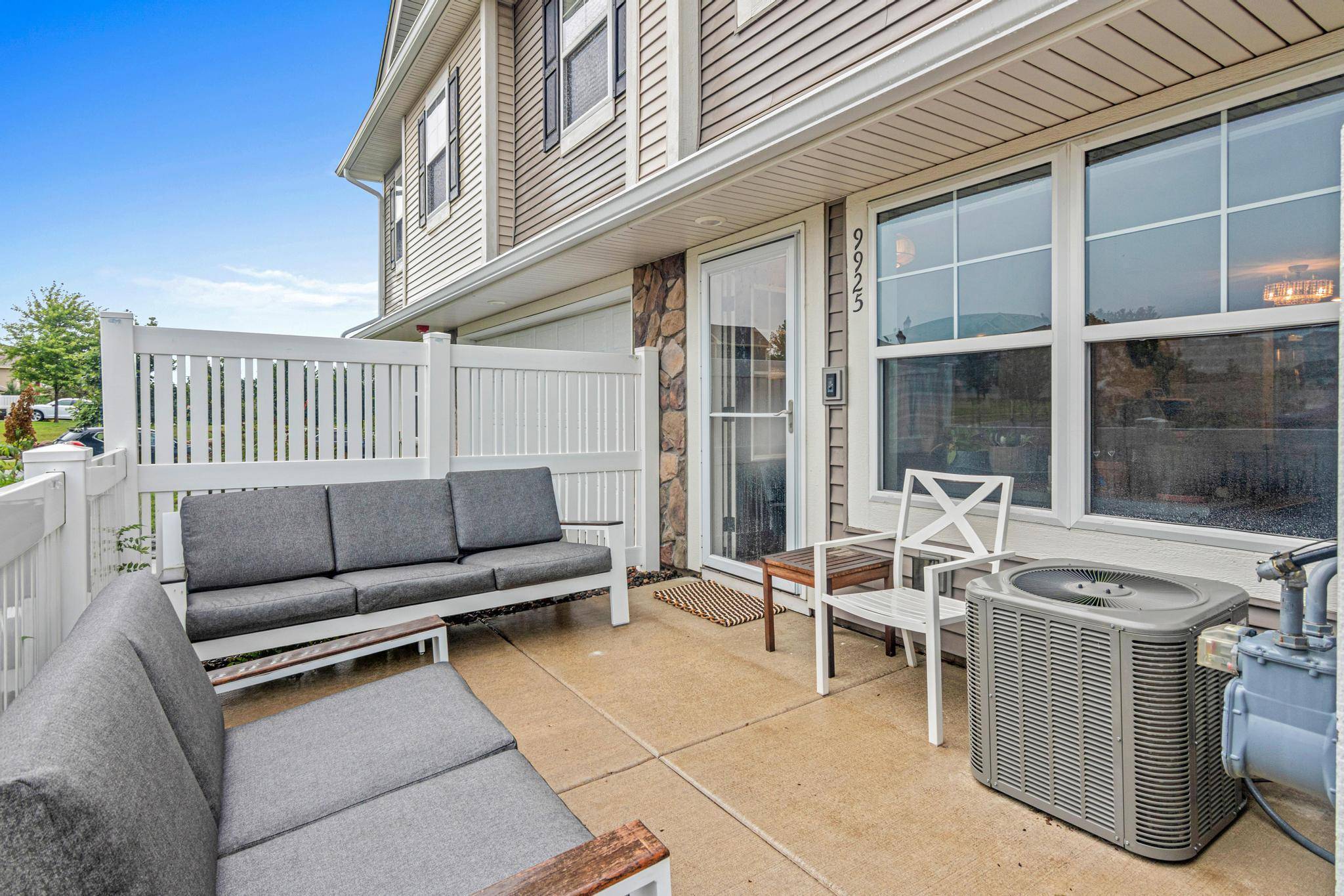 Lake Elmo, MN 55042,9925 5th Street LN N