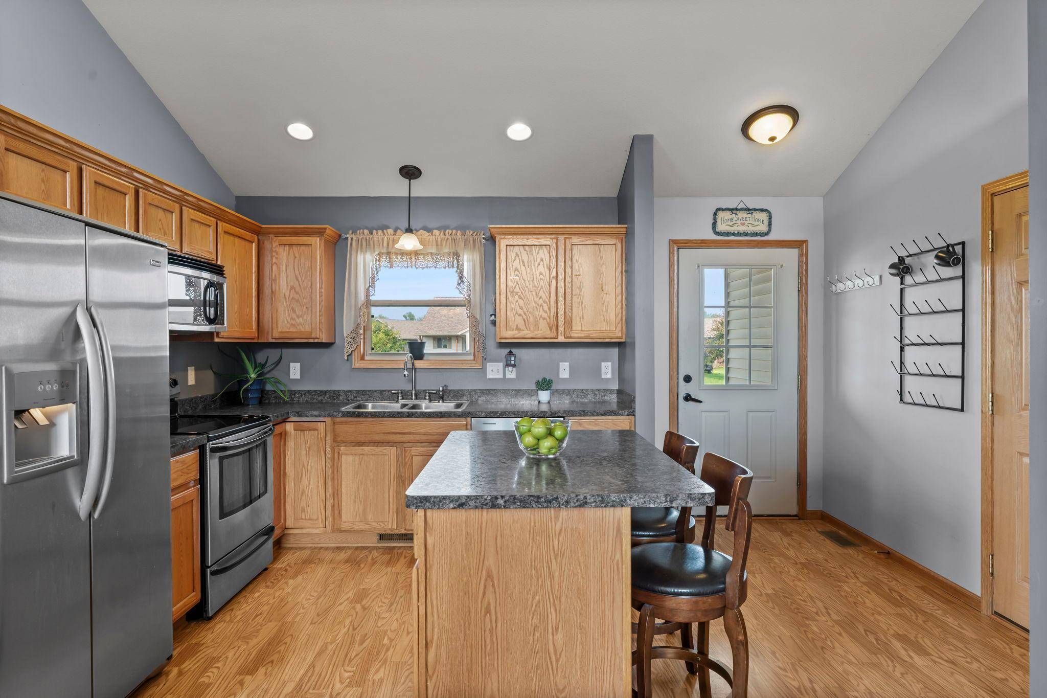 New Richmond, WI 54017,1725 Ponderosa LN